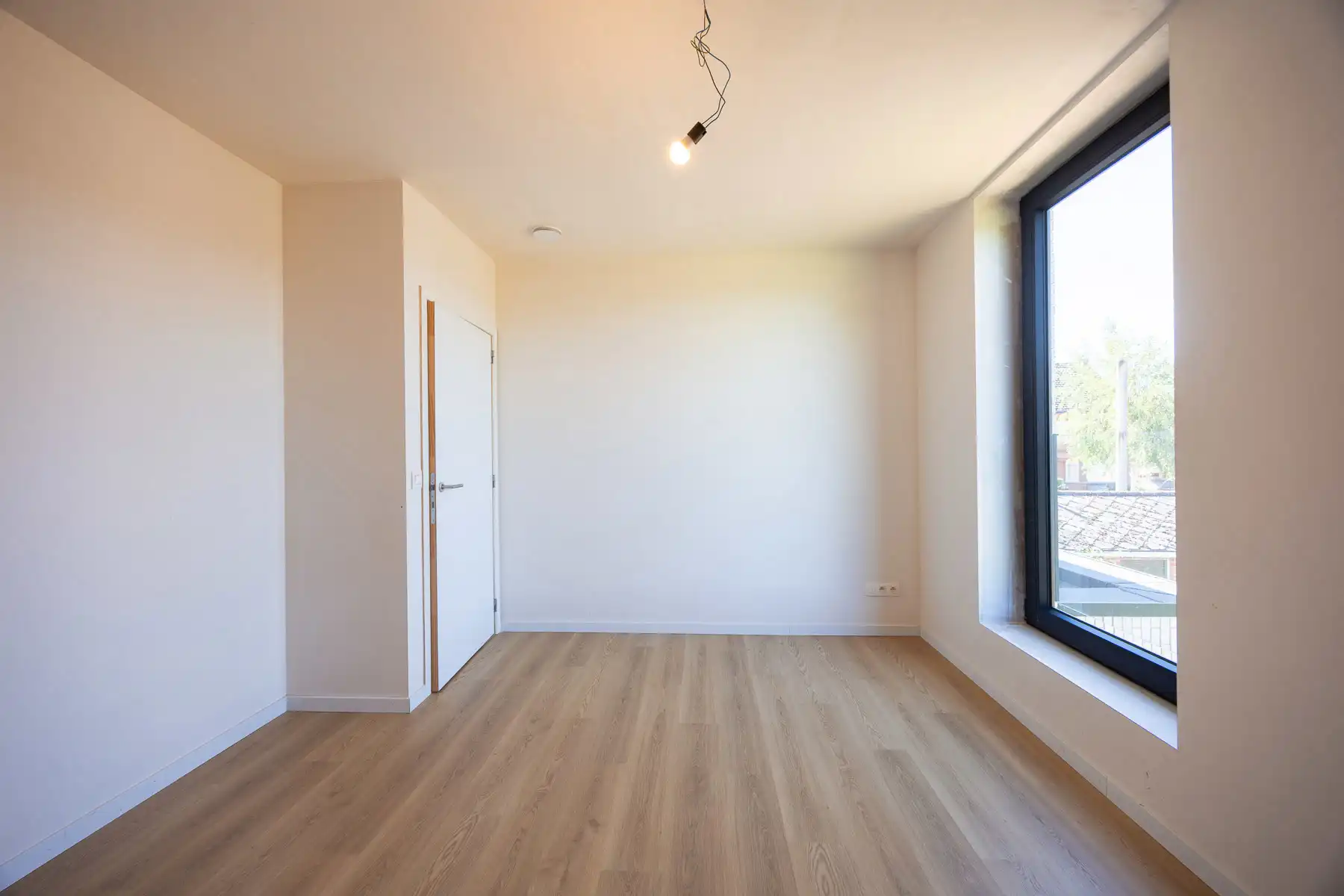 Prachtige nieuwbouwwoning met top afwerking foto 23