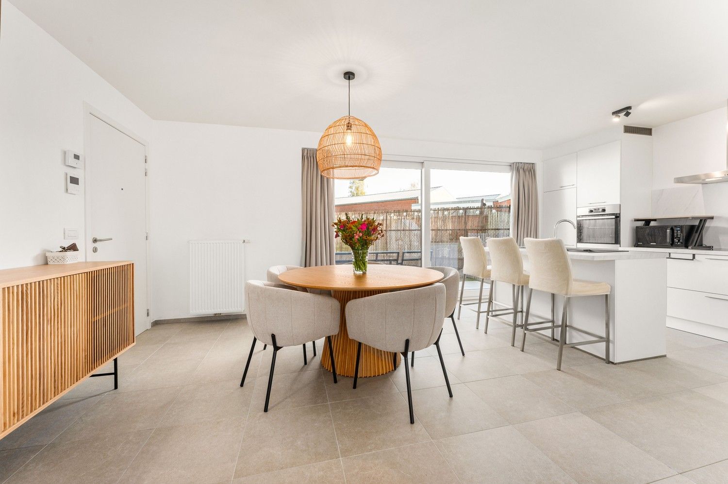 Gelijkvloers appartement te Ruiselede. foto 4