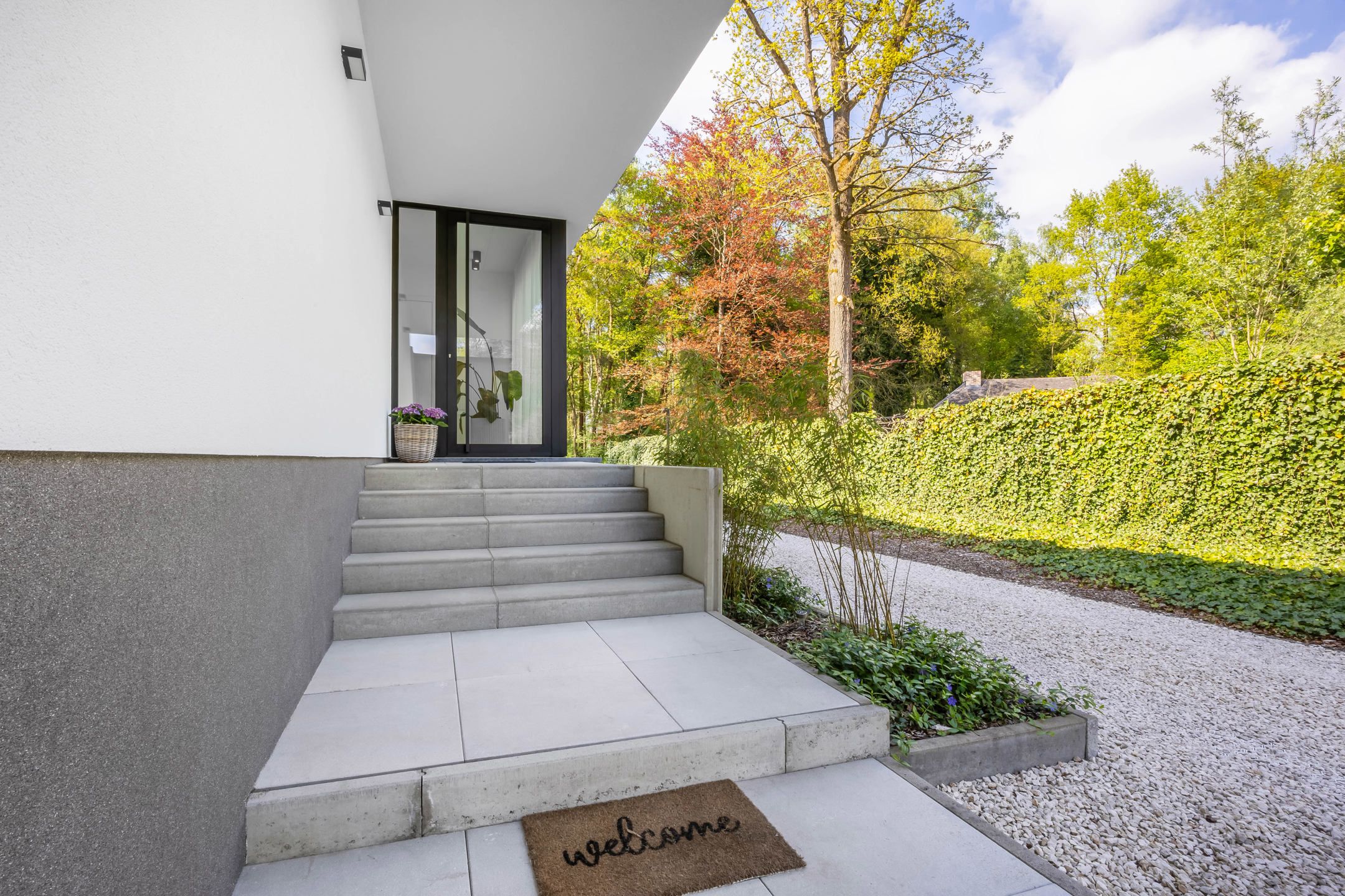 Luxueuze, moderne villa te midden van het groen in Schilde! foto 3