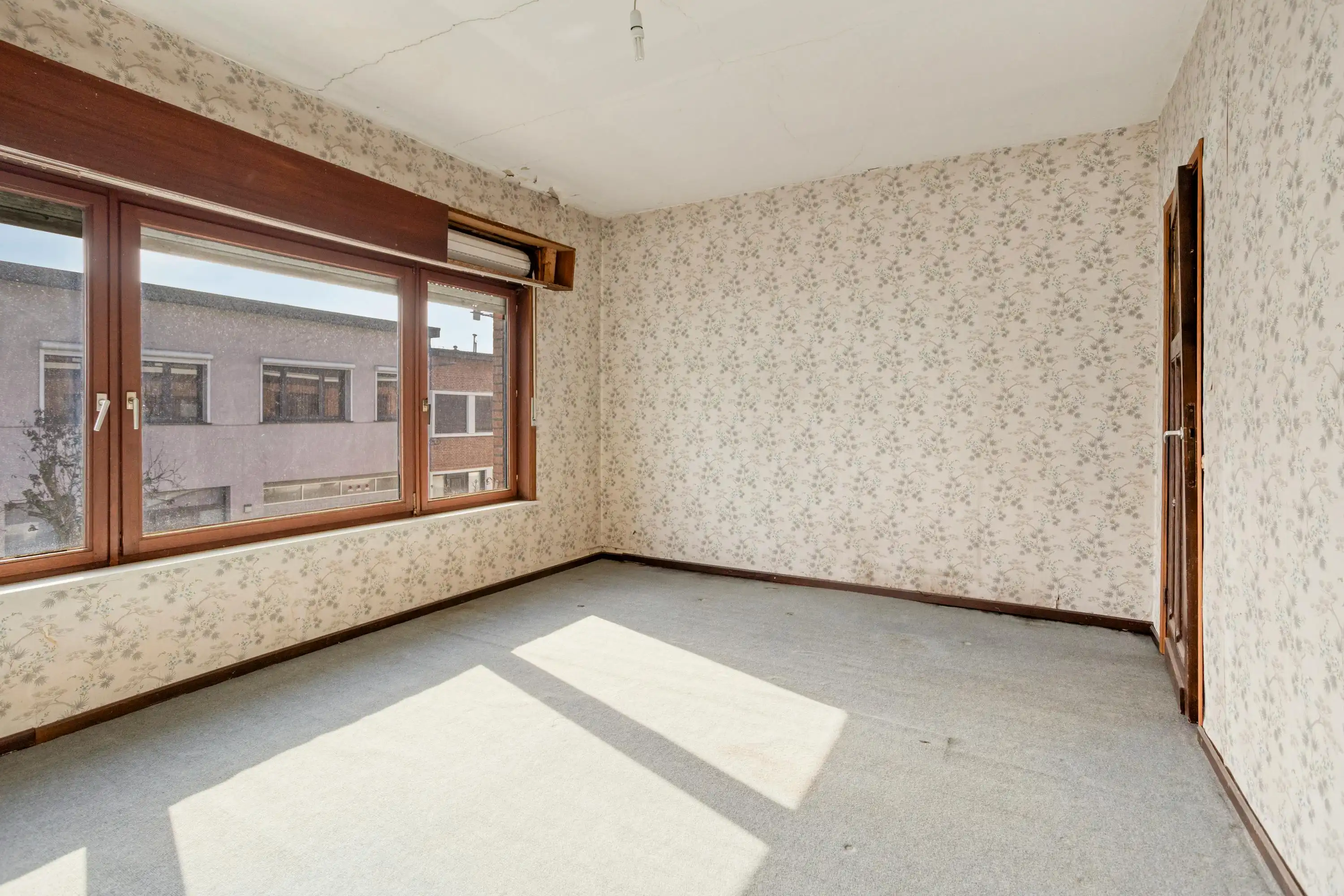 Te renoveren huis met 5 slaapkamers te koop in de Elsdonkwijk te Wilrijk foto 12