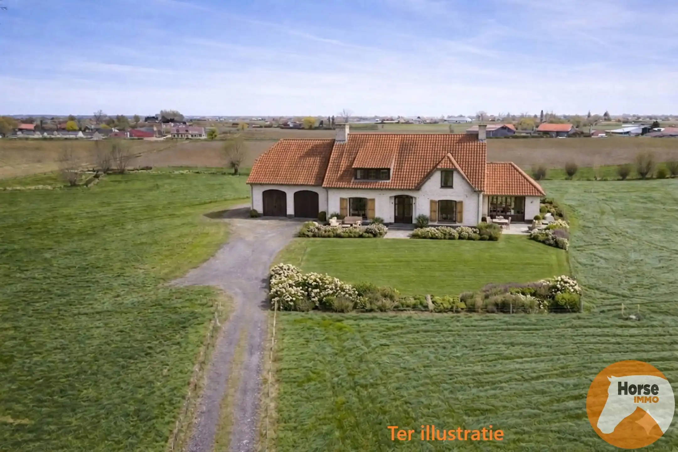 HOOGLEDE - Uitzonderlijke hoevesite op 4 ha in groene vallei foto 3