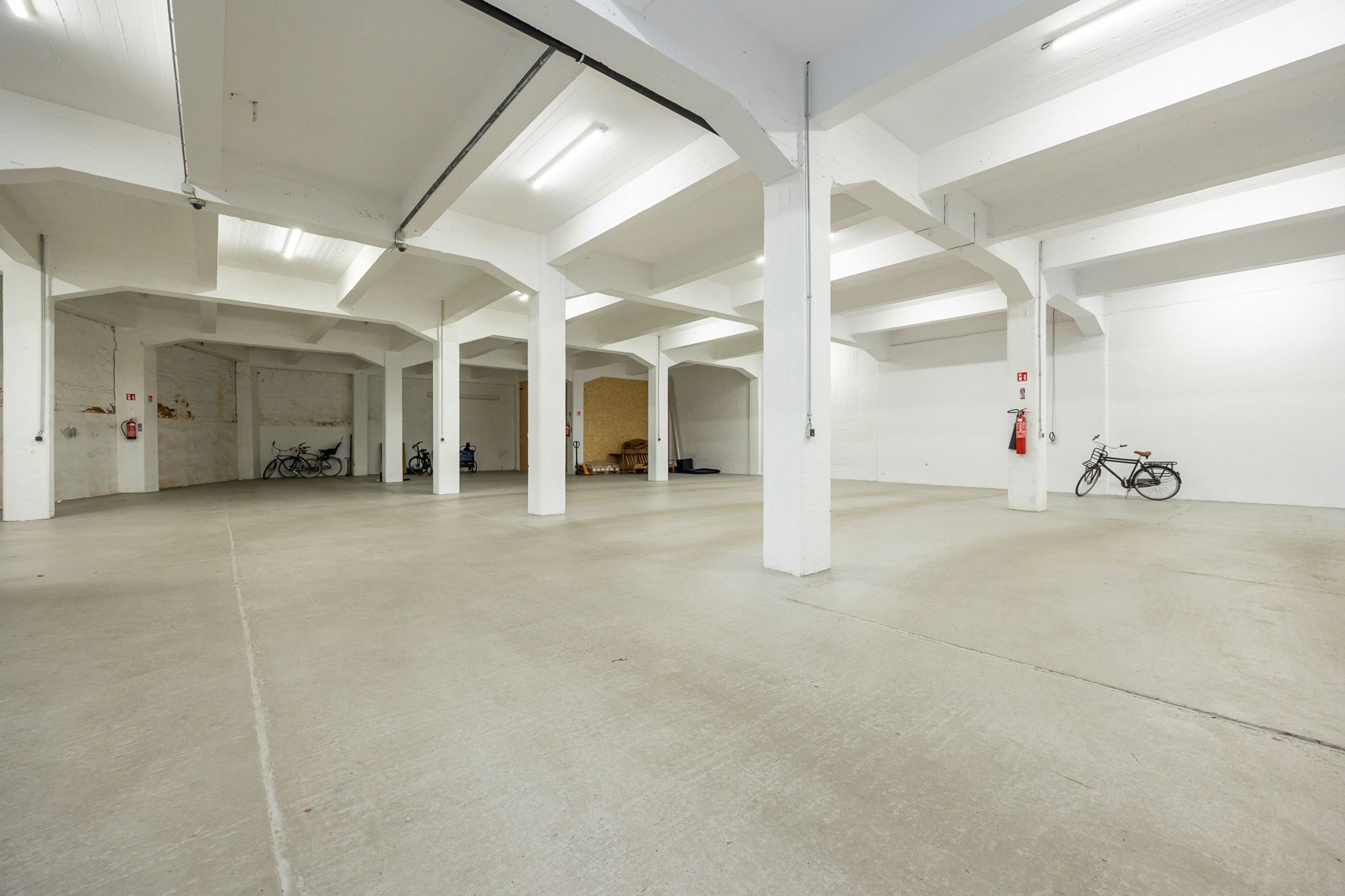 ANTWERPEN DAM - Historisch pakhuis met penthouse en garage foto 15
