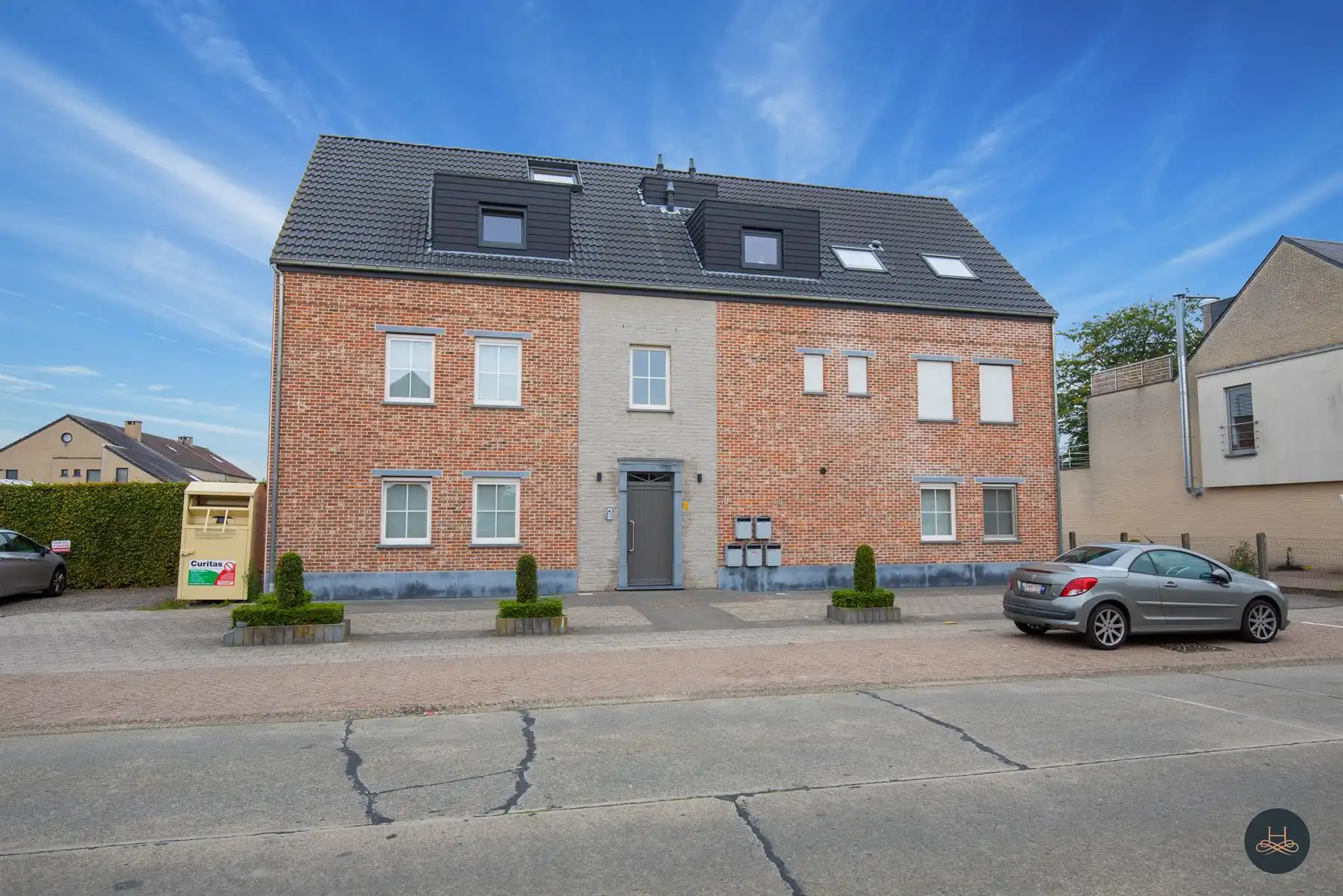 Gezellig appartement met groot terras foto {{pictureIndex}}