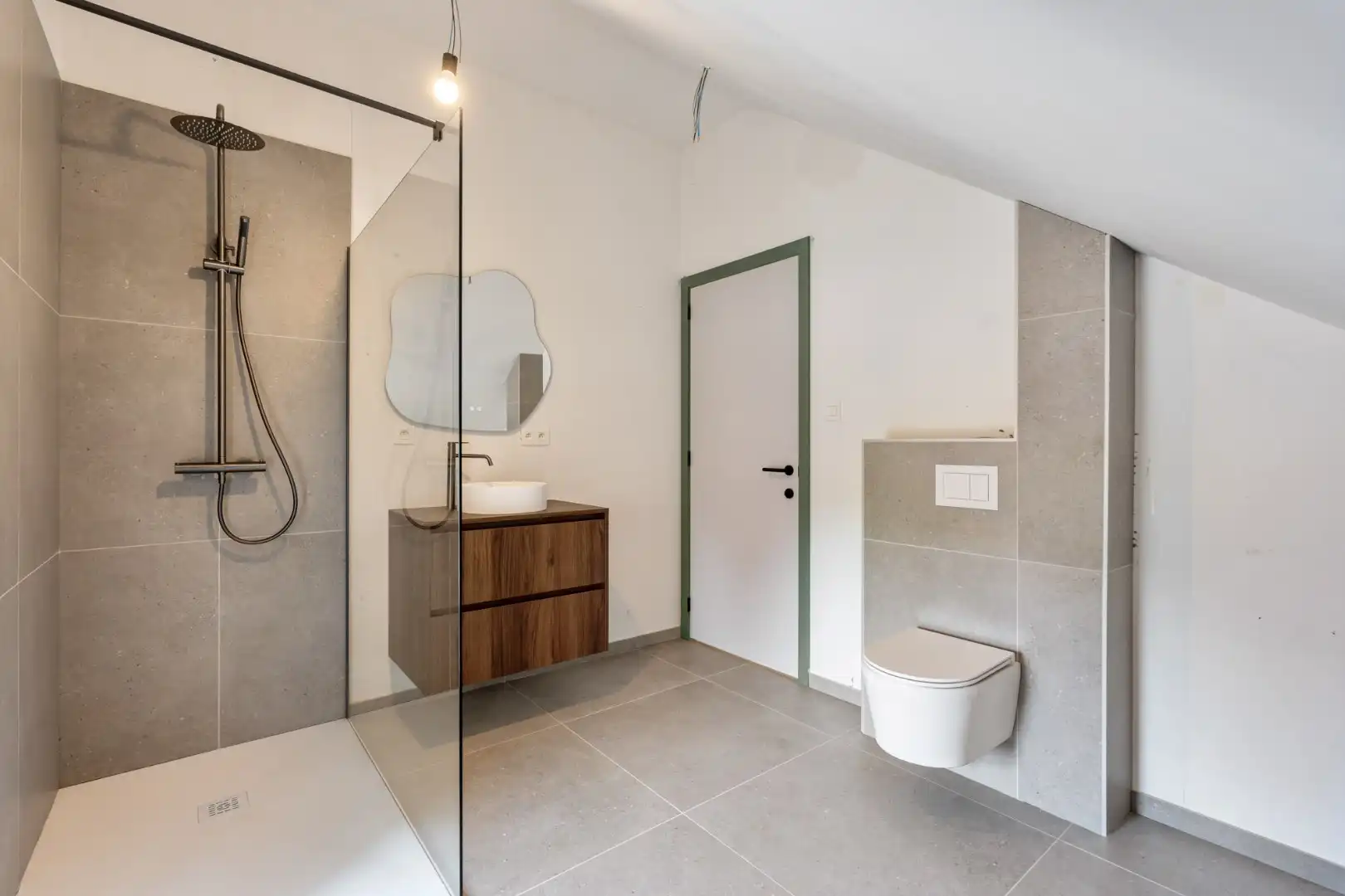 Exclusieve woning in volledig heropgebouwde hoeve op een perceel van 4a33ca!  foto 27