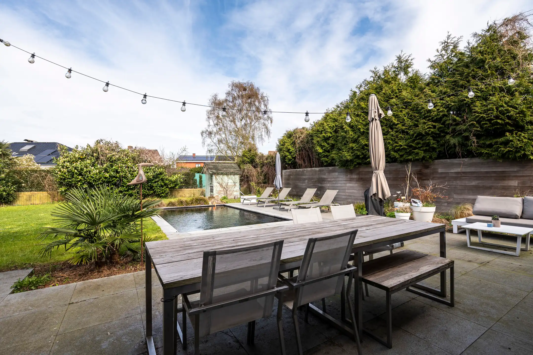 Instapklare, rustig gelegen woning met zwembad op 712m² foto 22