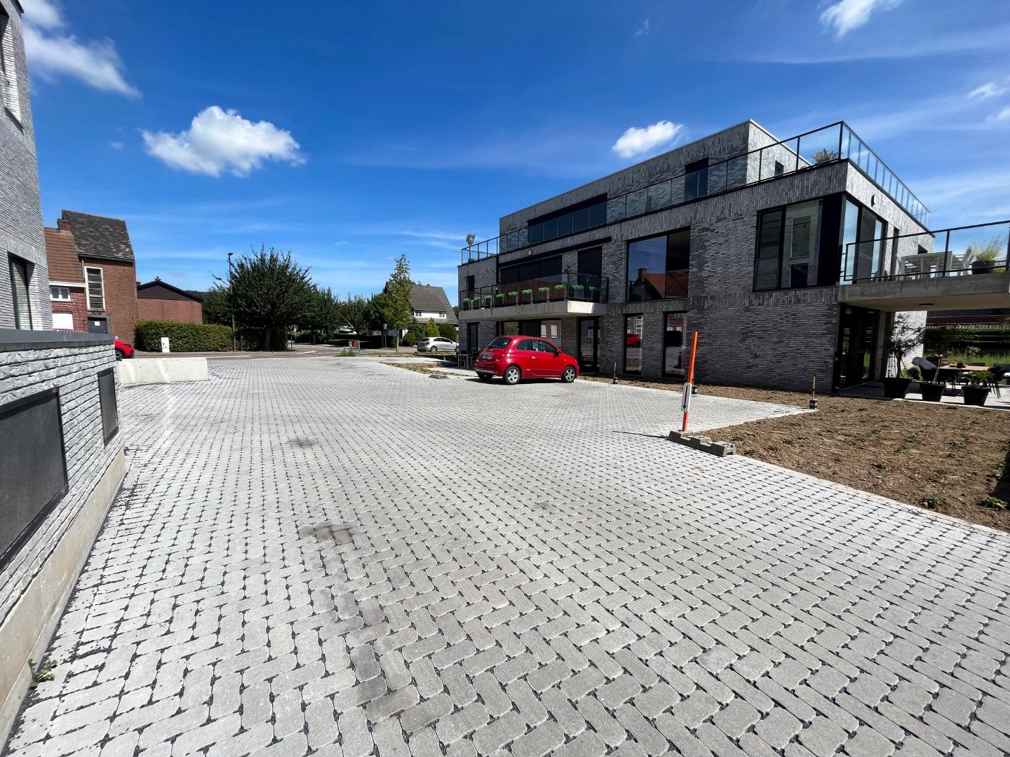  Gelijkvloers appartement met ruim terras foto 28