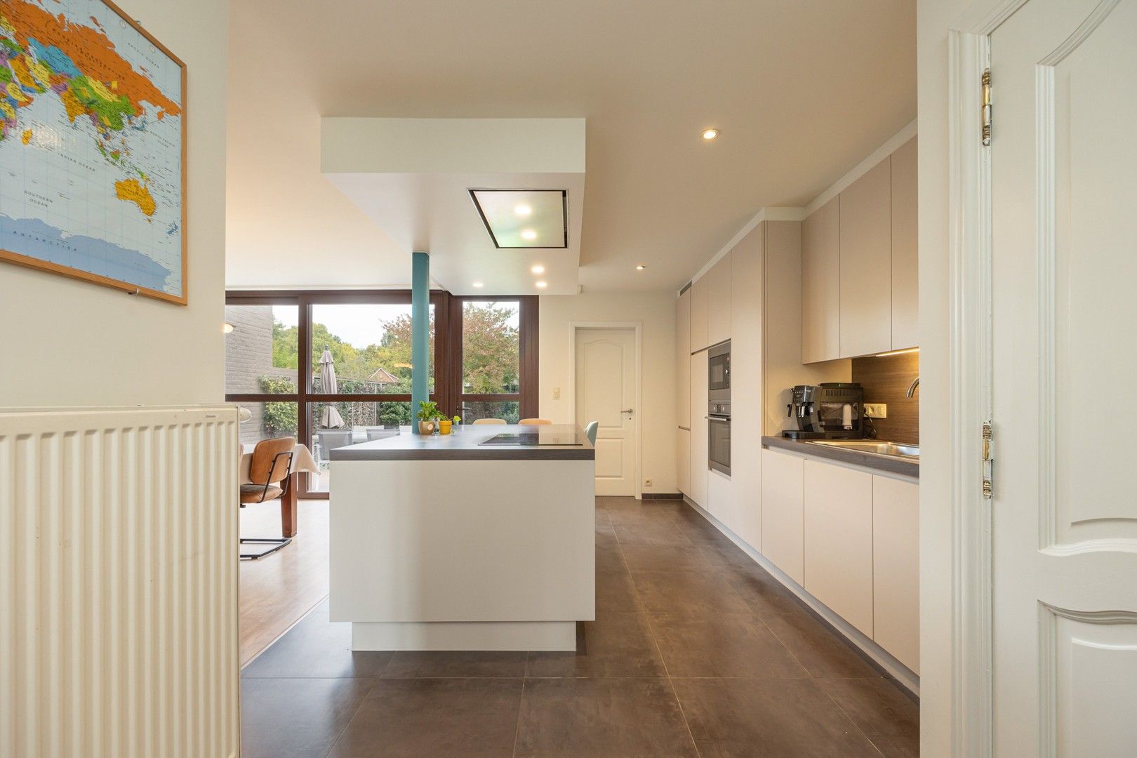 WONING MET TUIN EN GARAGE - 4 SLAAPKAMERS foto 9