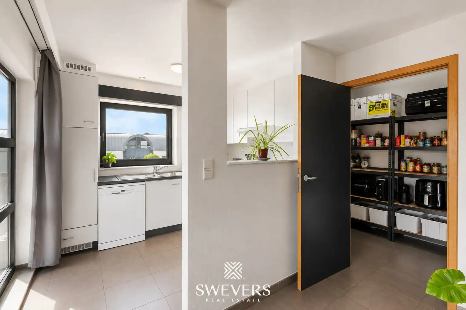 Instapklaar 2-slaapkamerappartement, ook ideaal als investering foto 8