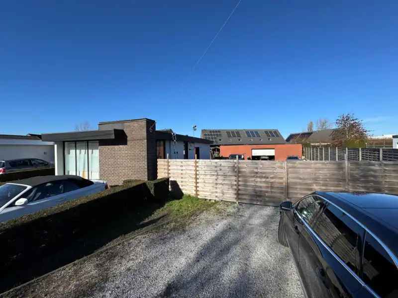 woning + magazijn foto 14