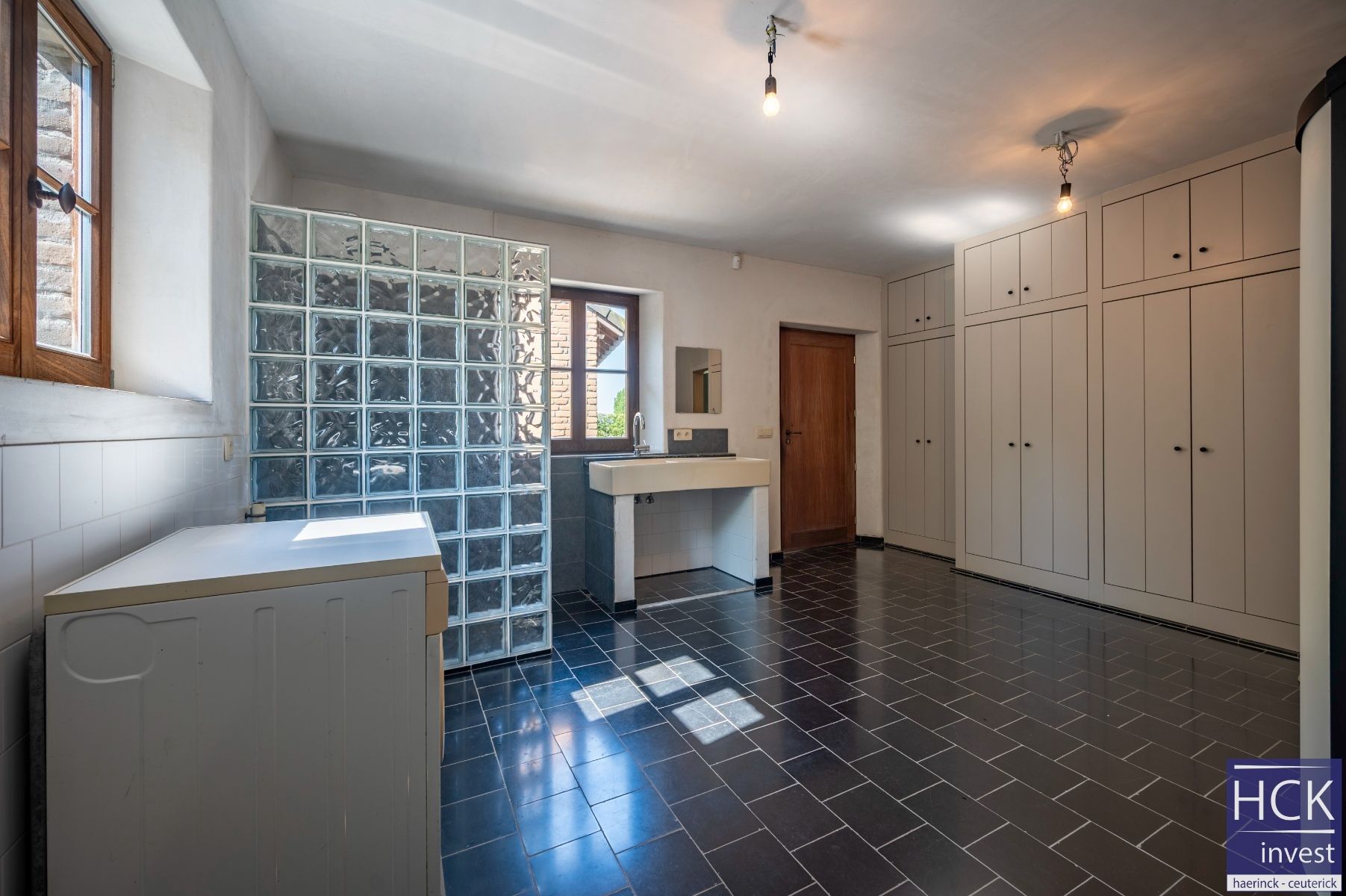 KRUISHOUTEM - Exclusieve landelijke woning met bijgebouwen, high-end afwerking!! foto 24