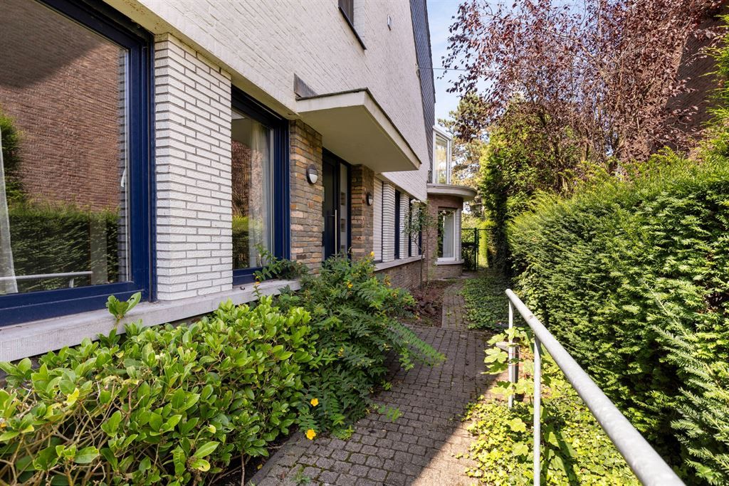 Riant appartement met mooie tuin op gelijkvloerse verdieping foto 3