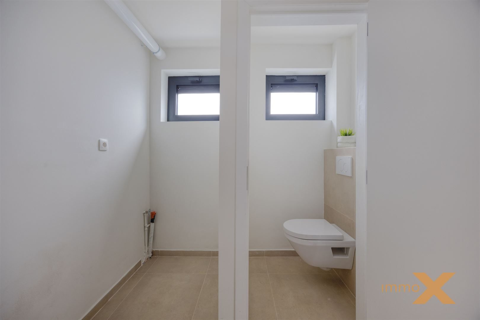 GERENOVEERDE KNUSSE WONING MET LEUKE TUIN foto 10