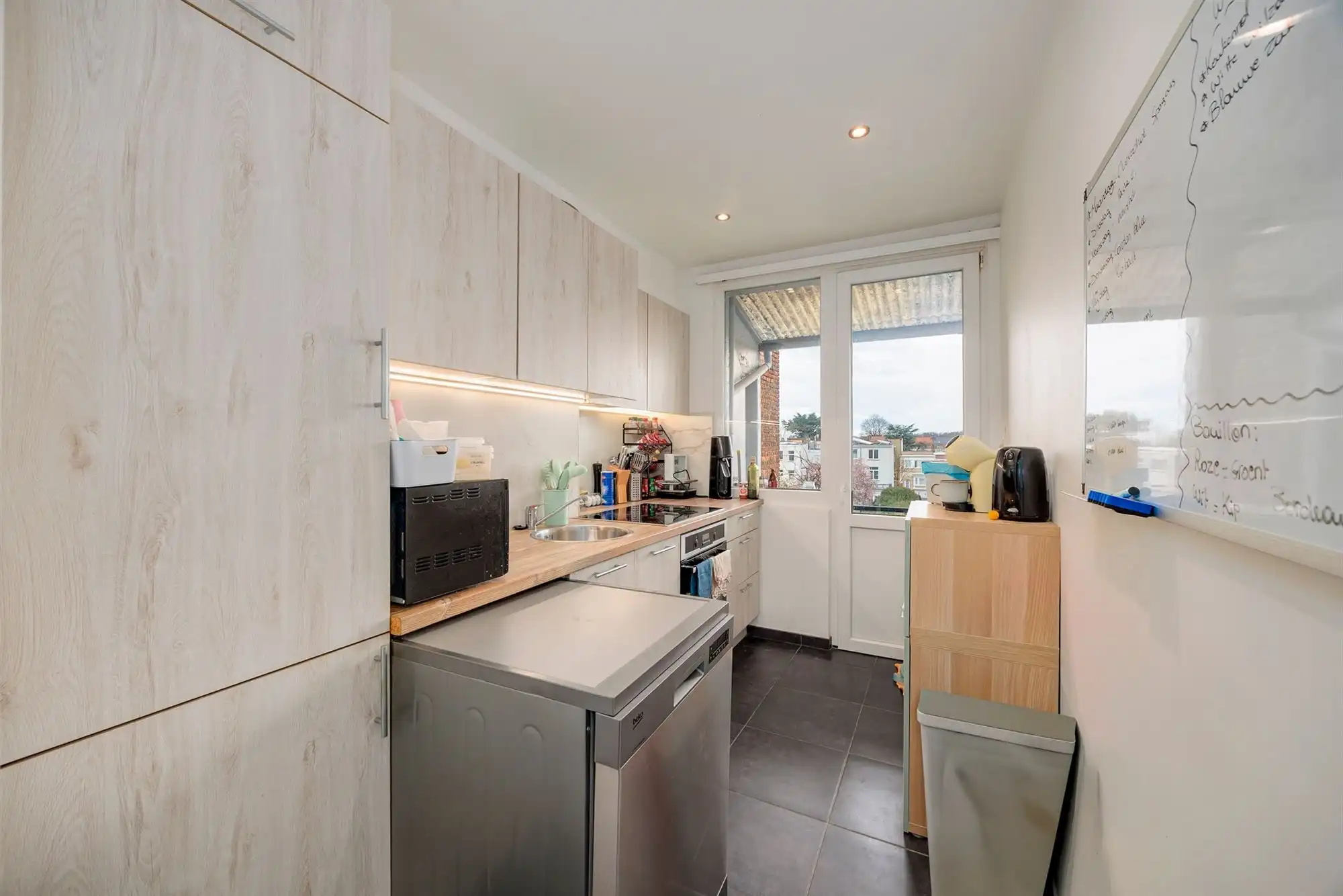 Instapklaar 2 slk appartement in Berchem foto 7