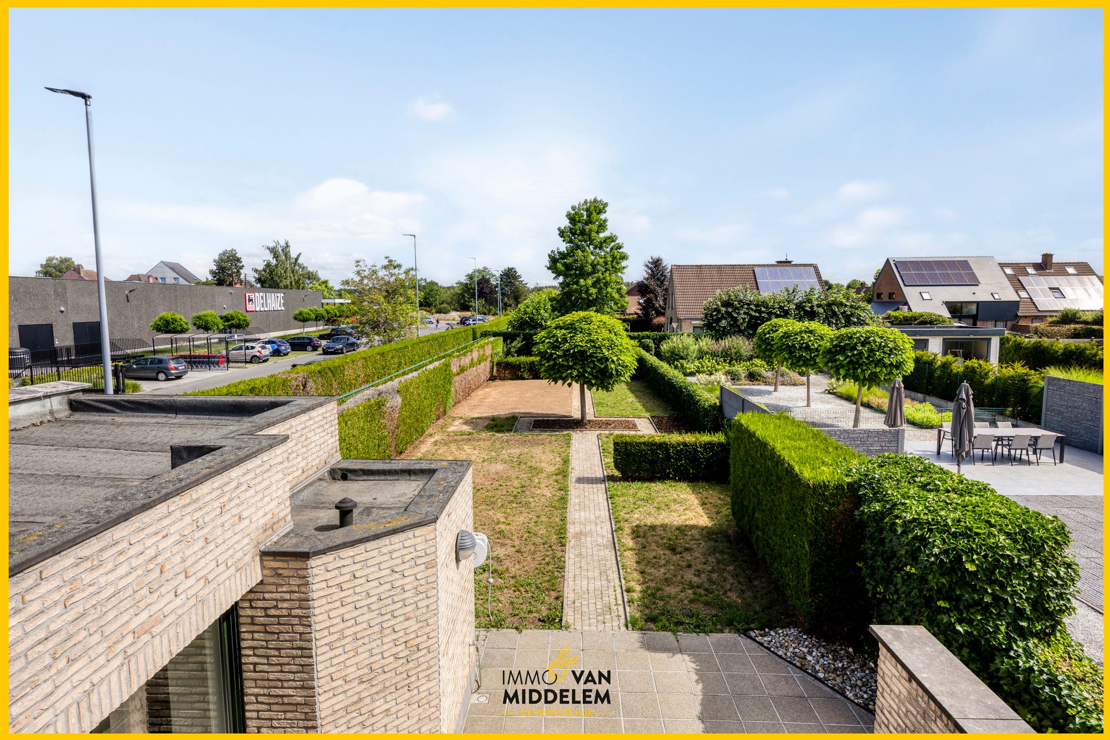 RUIME INSTAPKLARE WONING 2 SLAAPKAMERS, TUIN EN GARAGE foto 20