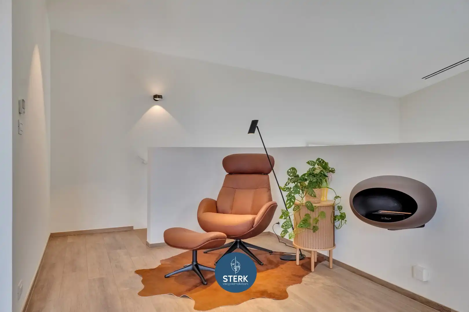 EXCLUSIEF PENTHOUSE OP EEN TOPLOCATIE TE EISDEN-MAASMECHELEN !  foto 23