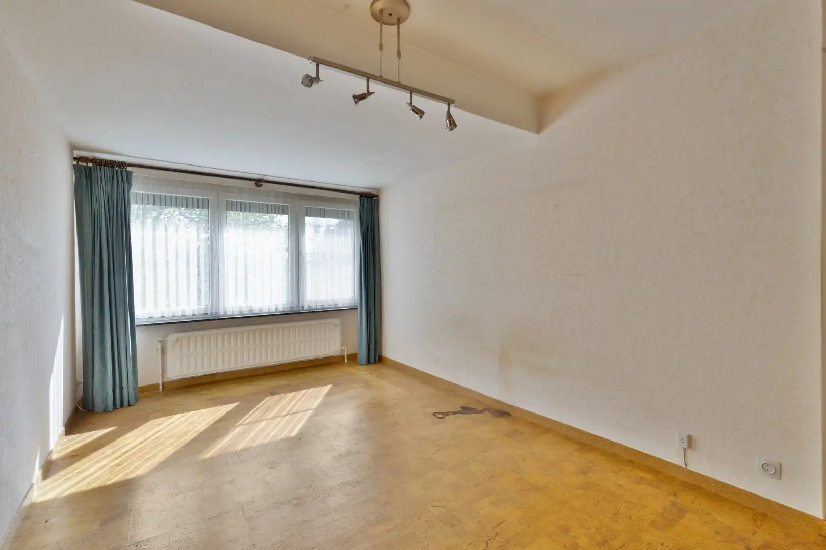 Ruim duplexappartement met 3 slaapkamers en garage! foto 12