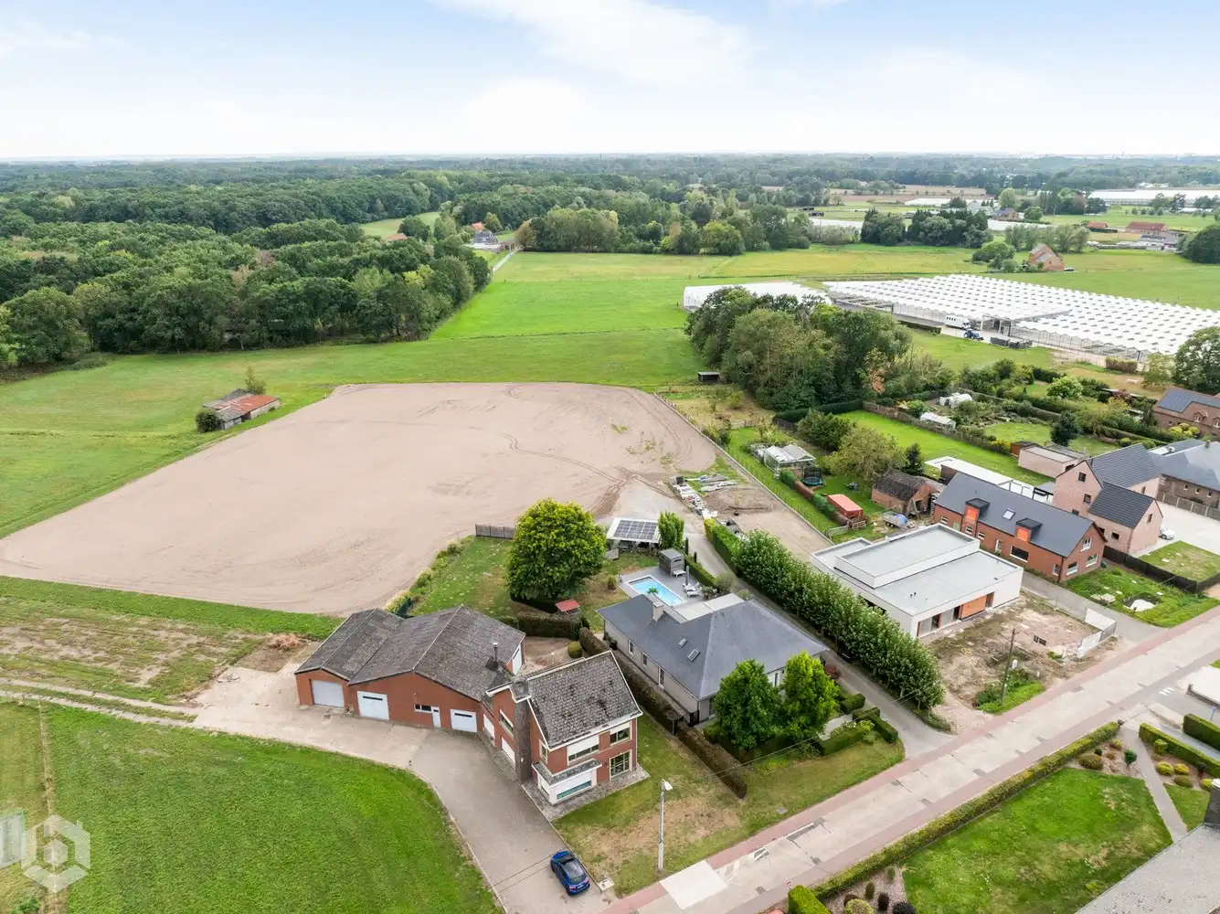 Instapklare villa met 5 slpkrs en zwembad op een perceel van 2.649 m² foto 25