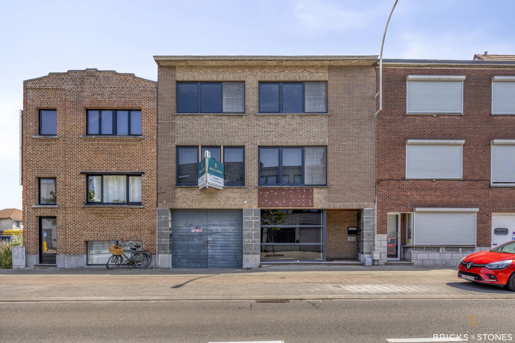 Instapklare woning met riante handelsruimte! foto 22