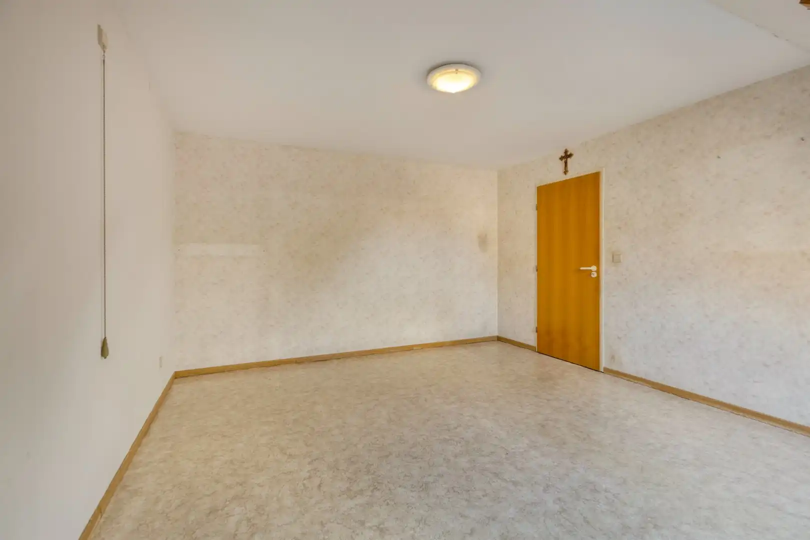 Centraal gelegen appartement met 3 slaapkamers en ruime garage !  foto 14