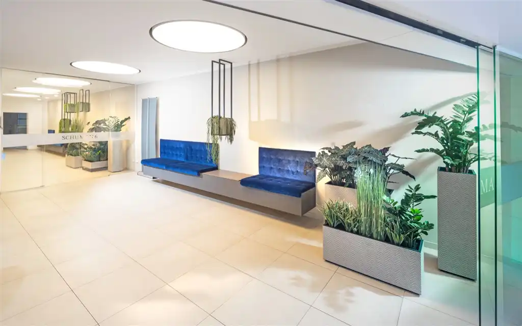 SCHUMAN 6 - 1.077m² te huur foto 5