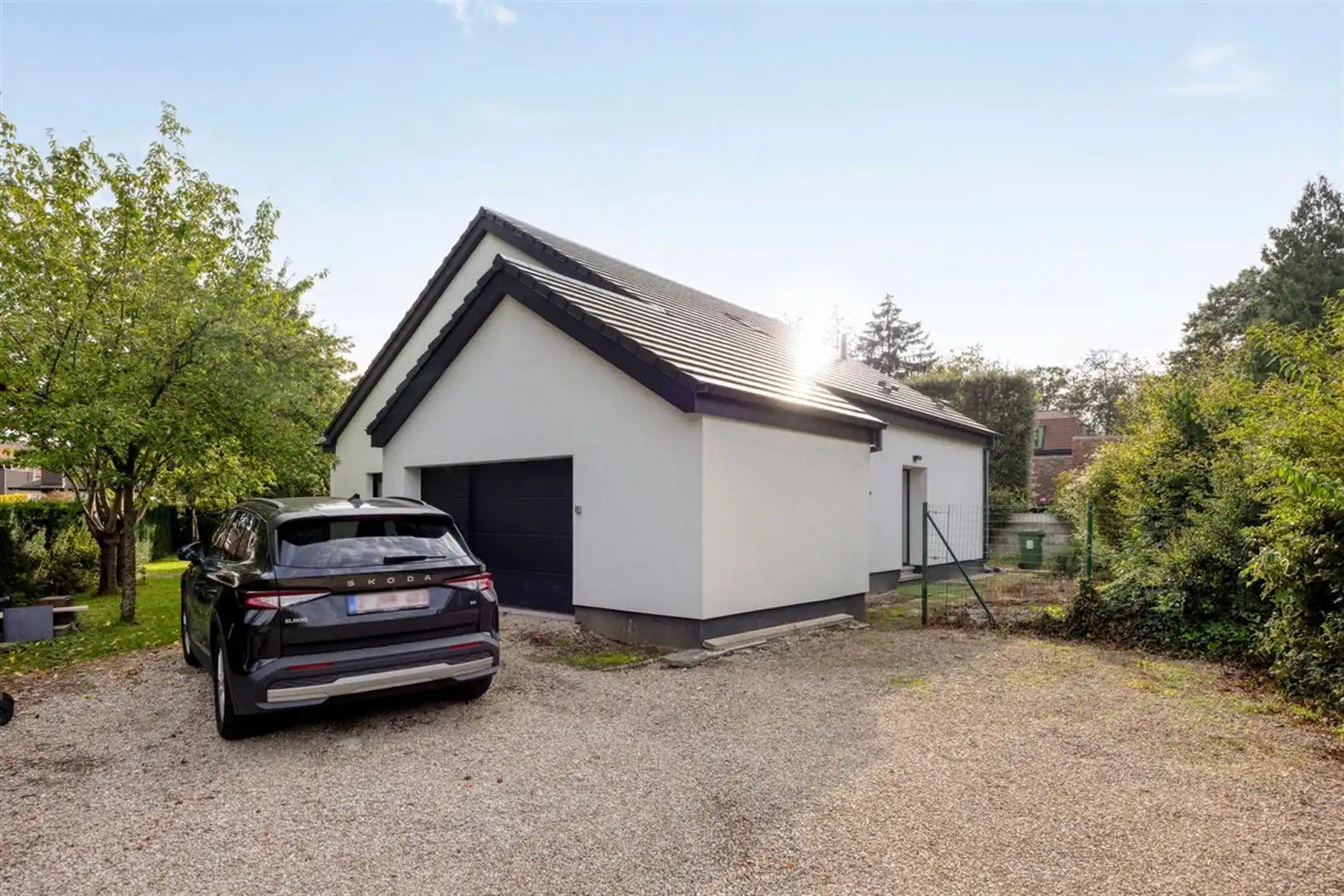 Gerenoveerde, energiezuinige villa met 6 slaapkamers. foto 3