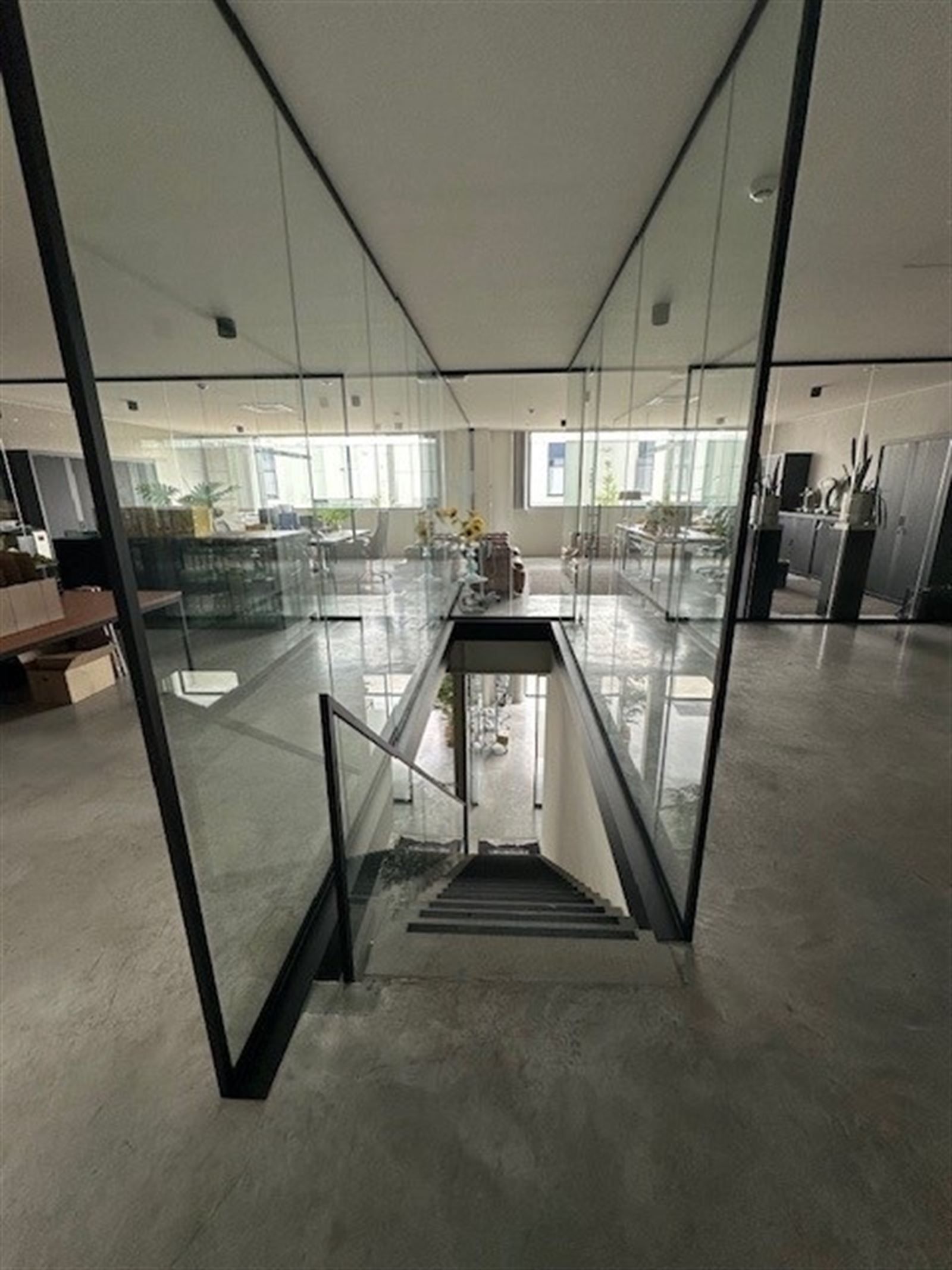 Bedrijfspand  in business park Gate 7 (ultramodern businesspark) foto 8