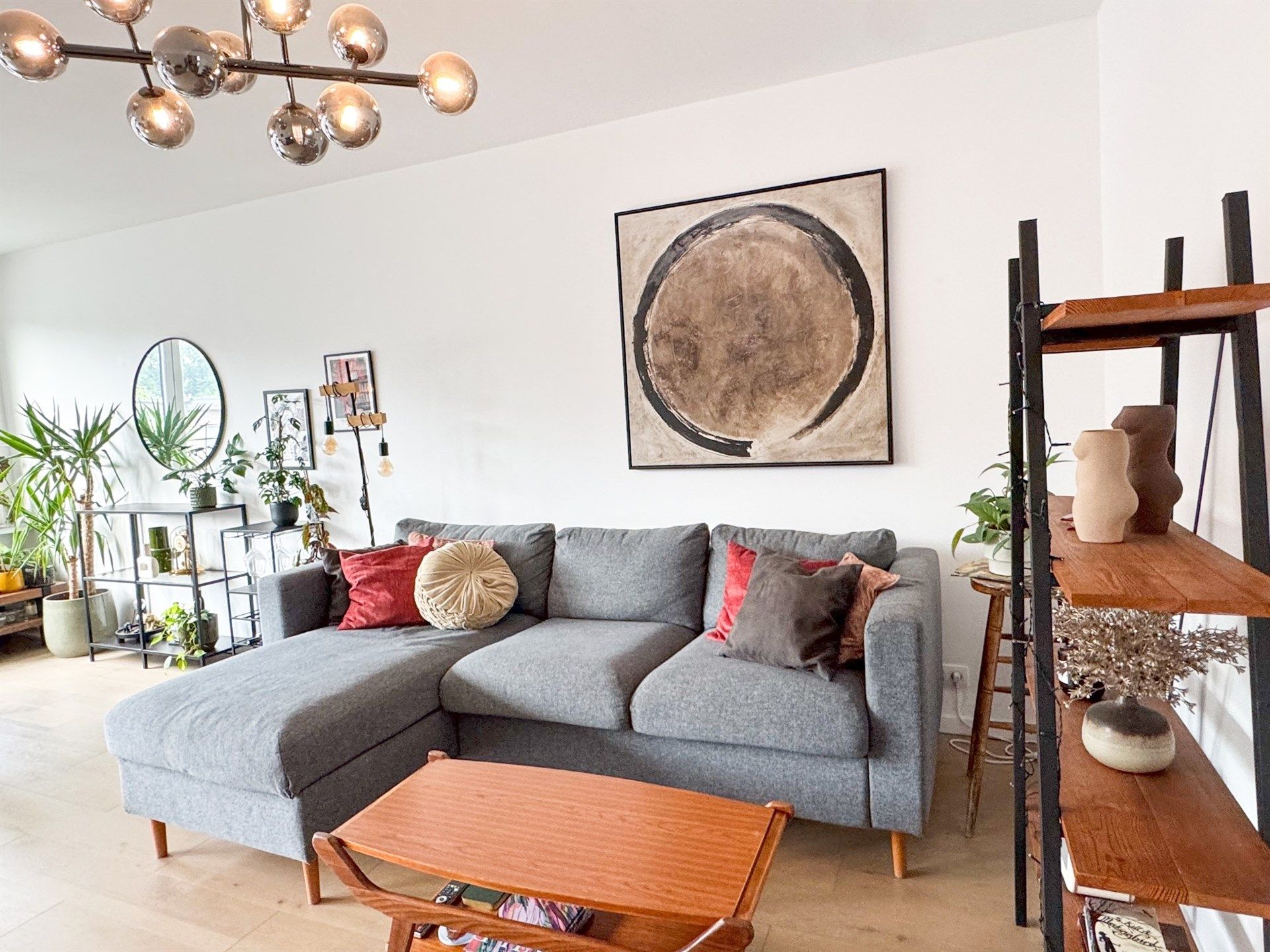 2 slpk appartement met terrasje in een rustige wijk foto 5