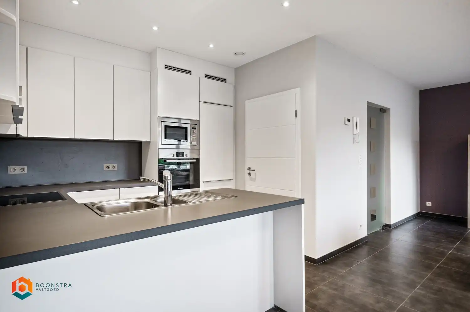 Appartement met 2 slpkrs en garage in Lier foto 2