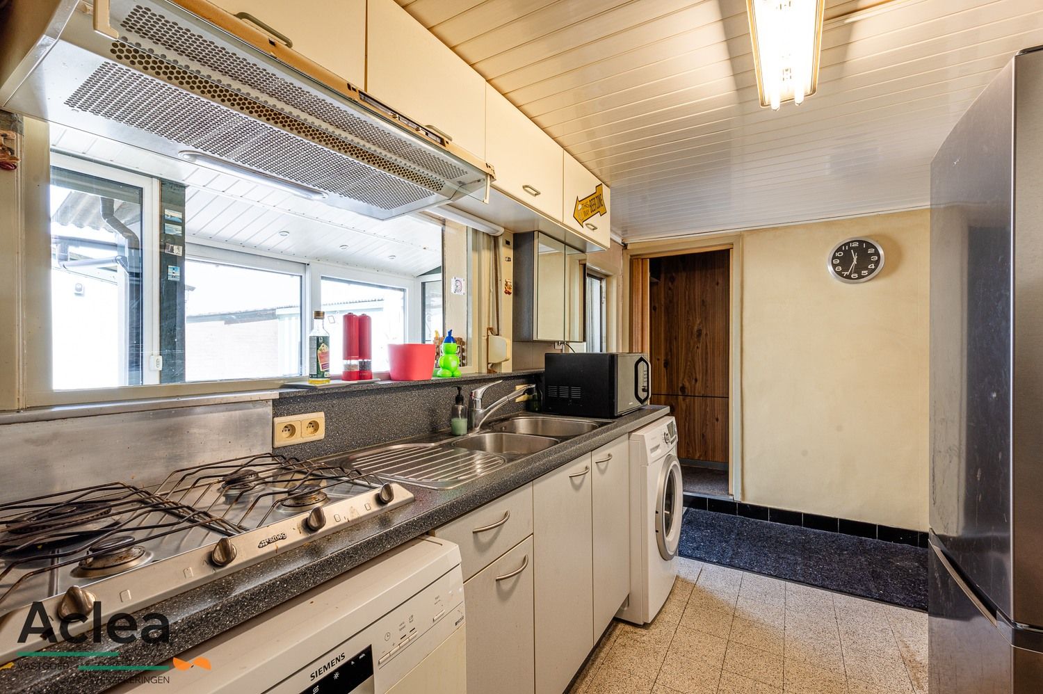 Op te frissen woning met 3 slpks en garage foto 7