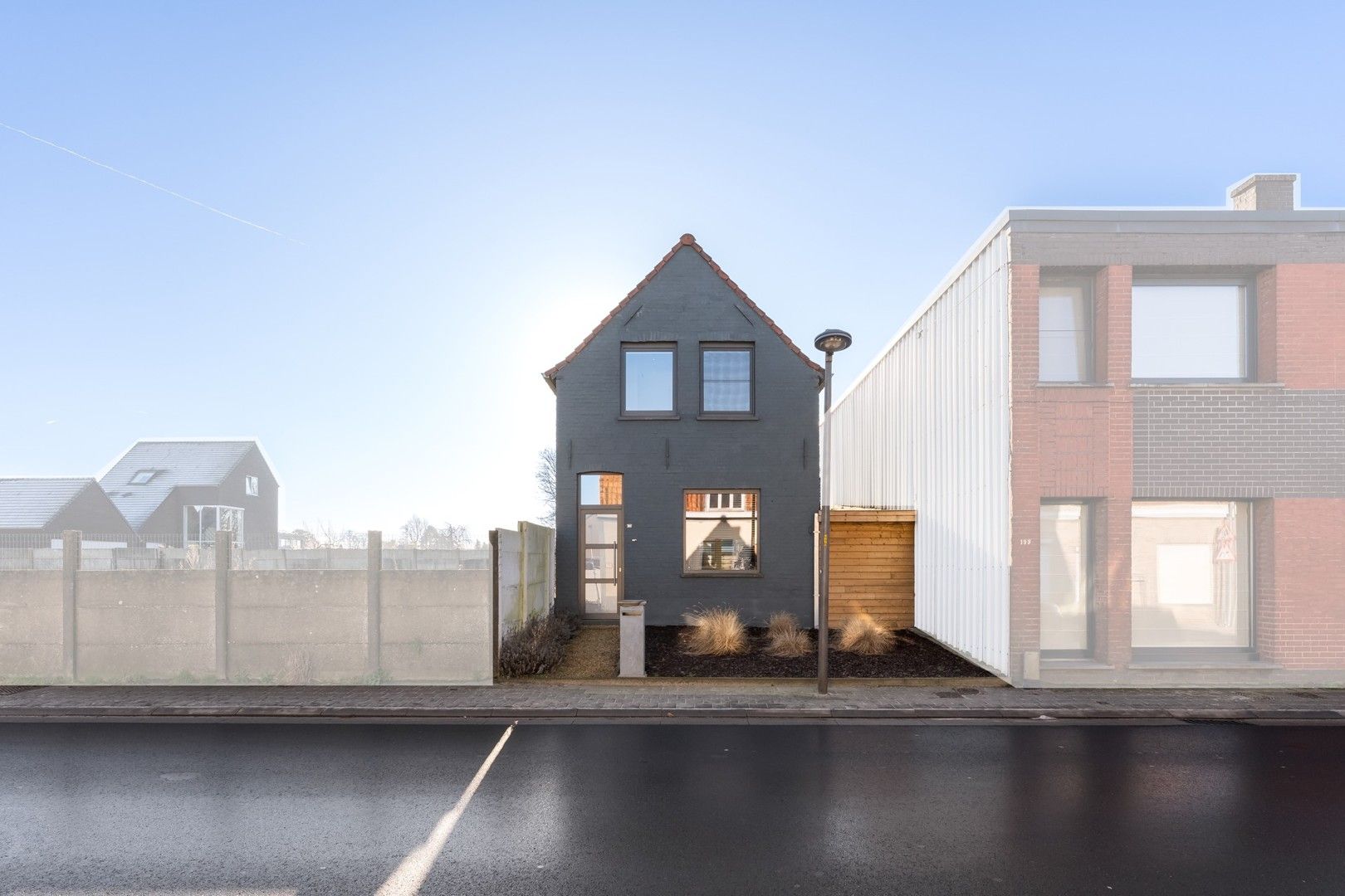 Instapklare woning met 2 slaapkamers op centrale ligging te Zwevezele! foto 19