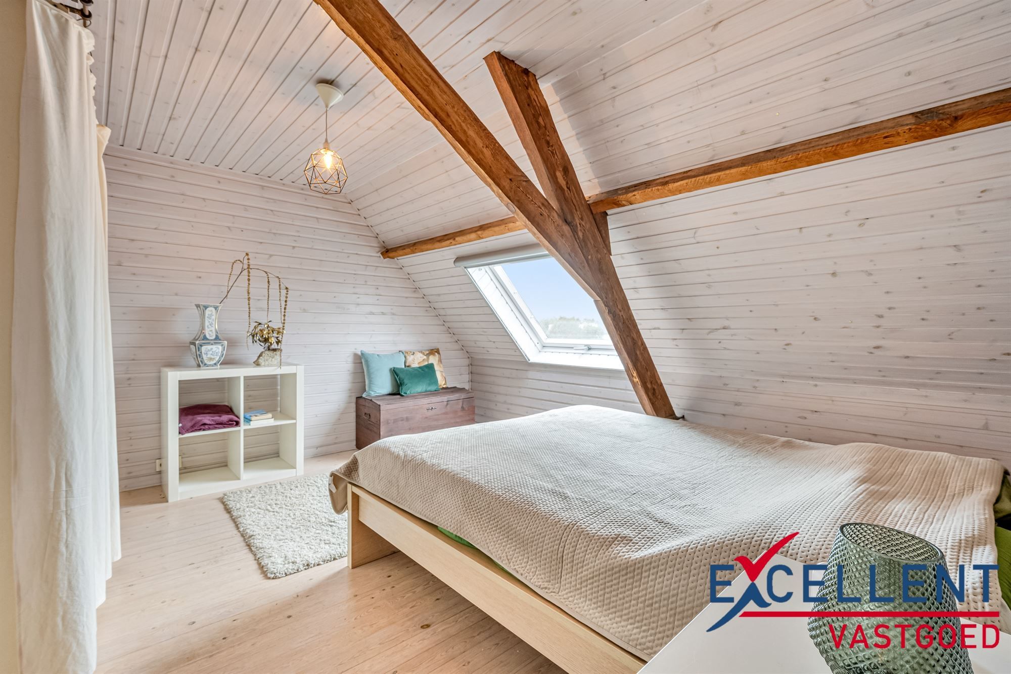 Instapklare gezinswoning centrum Deinze te koop foto 10