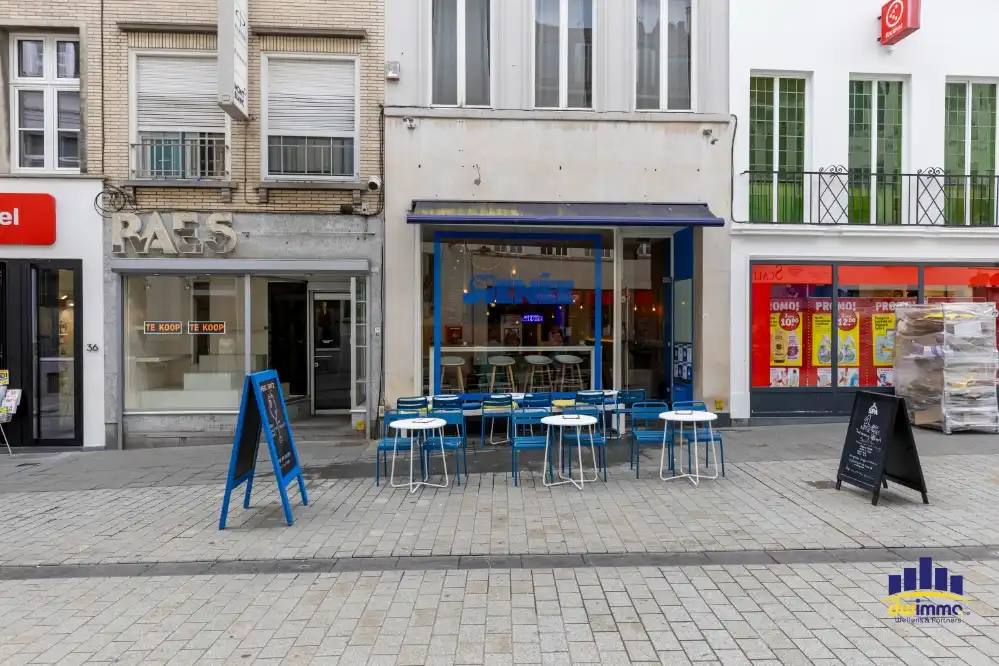 Trendy koffiebar over te nemen in Kortrijk foto {{pictureIndex}}