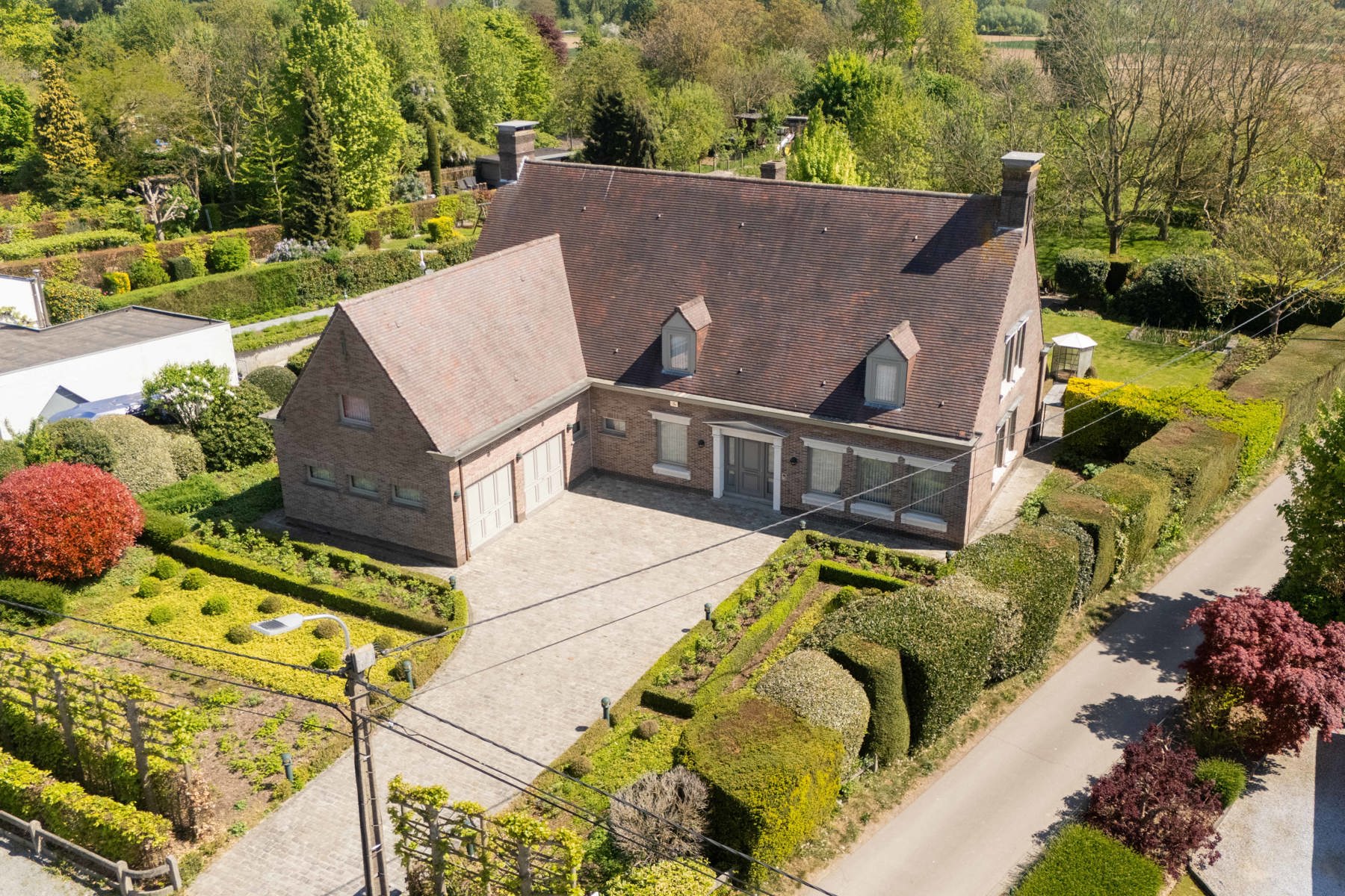 Hoofdfoto van de publicatie: Karaktervolle villa met prachtig uitzicht op een toplocatie