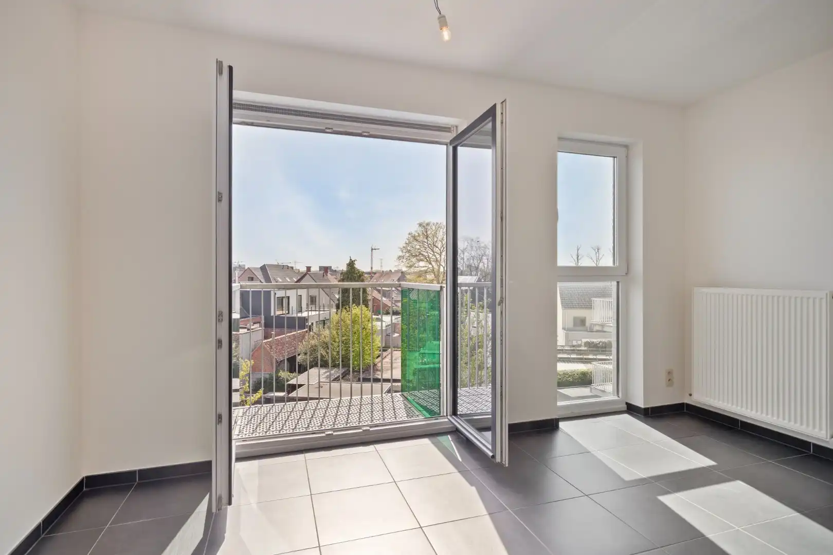 Rustig en zonnig gelegen appartement met 1 slpk en autostaanplaats in Herentals-centrum ! foto 7