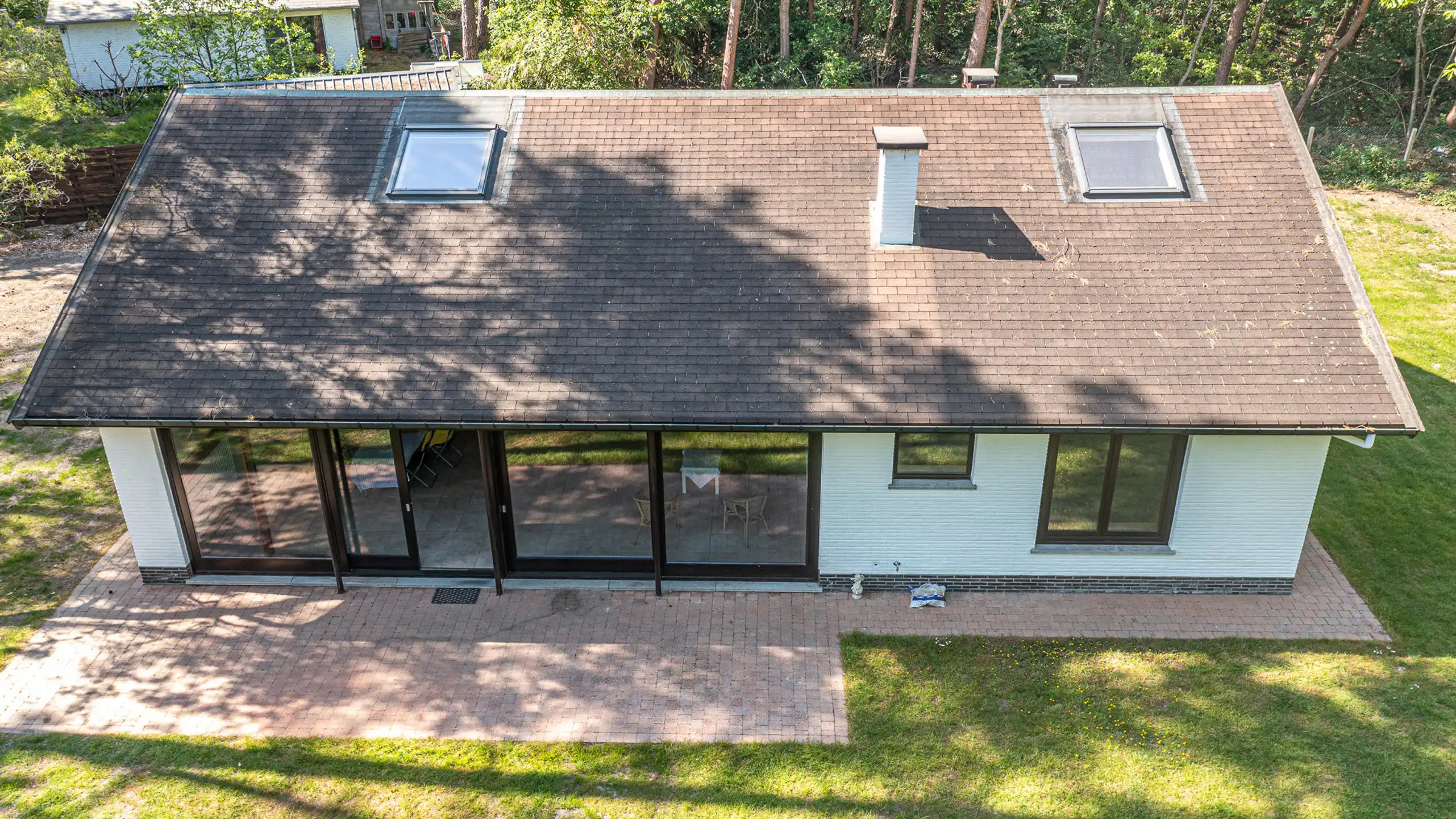 Charmante gezinswoning op een bijzonder rustig plekje foto 2