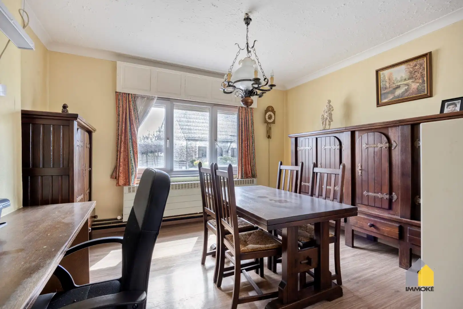 Te renoveren woning met 3 slpks op een perceel van 6 a 44 ca. foto 7