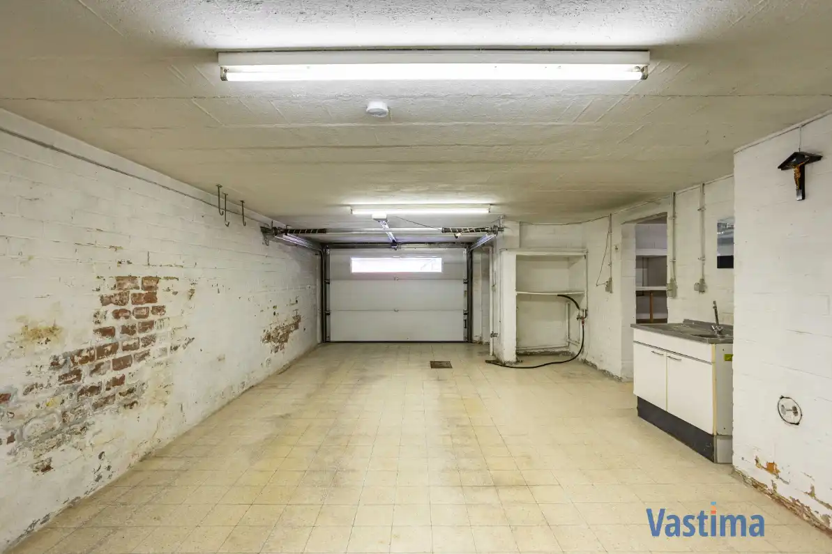 Op te frissen gezinswoning met 4 slaapkamers en zuidwestgerichte tuin foto 25