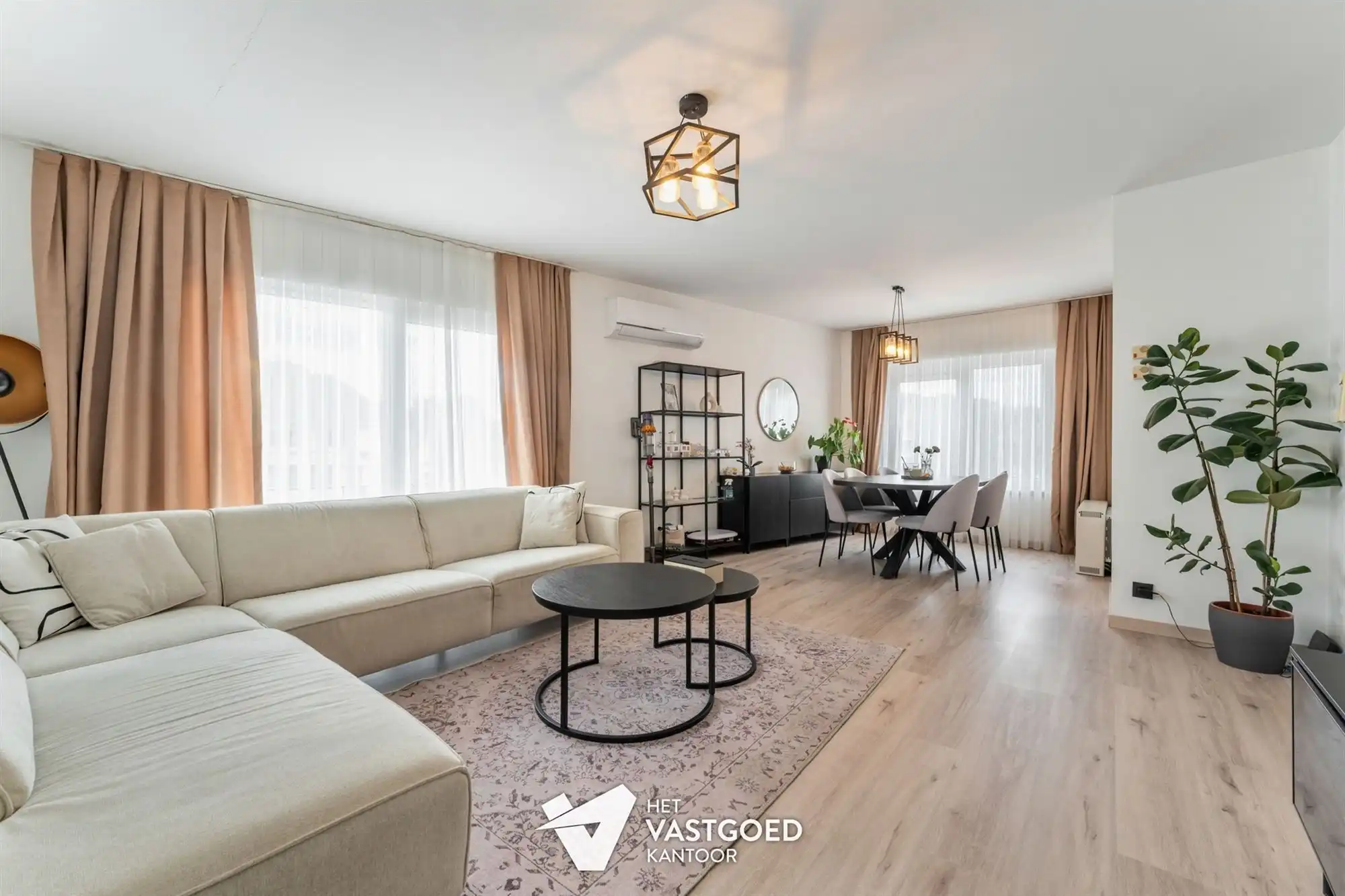 RECENT GERENOVEERD APPARTEMENT (95M²) MET 2 SLAAPKAMERS TE AS foto 2