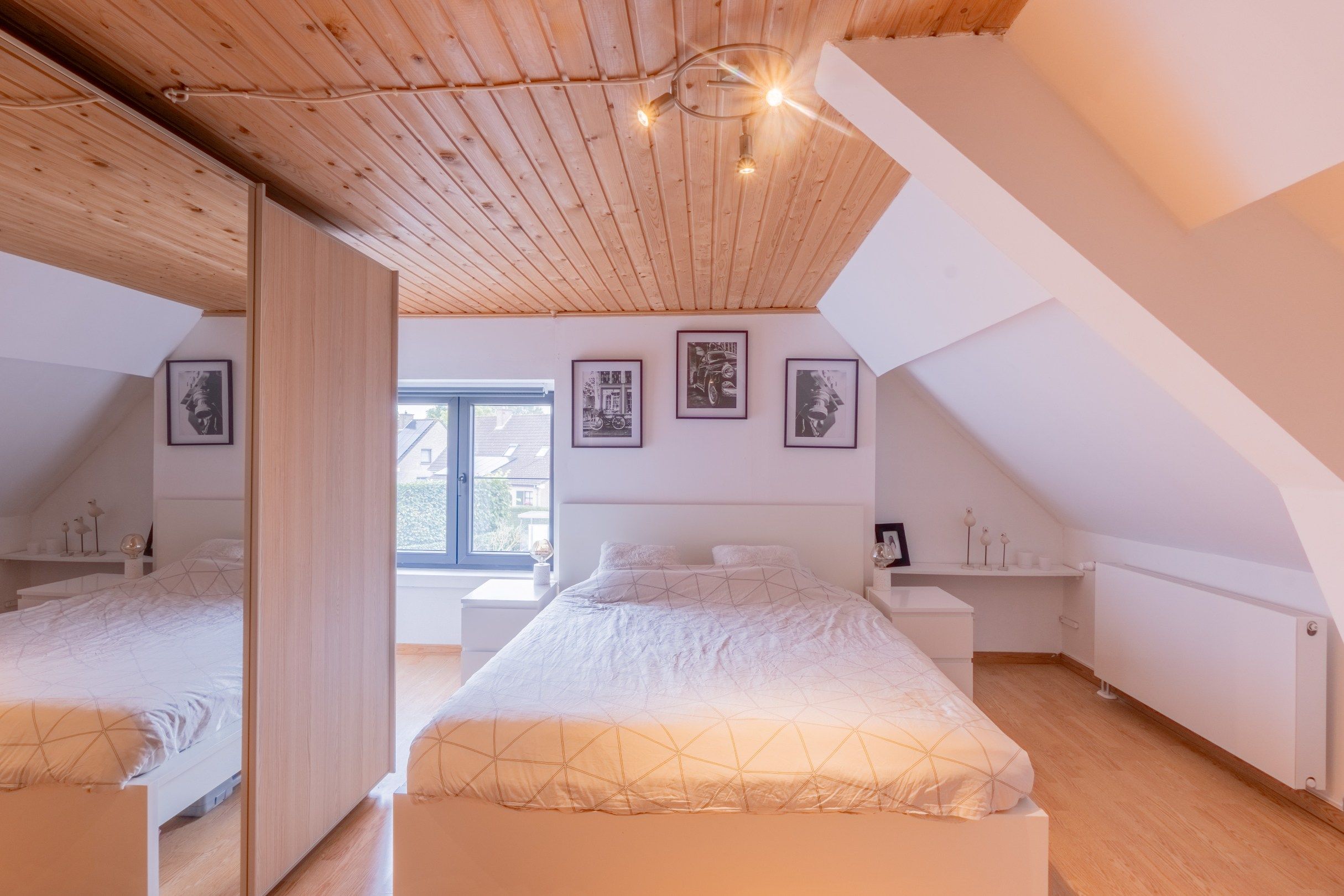Halfopen woning met aangename tuin te Koolkerke foto 15