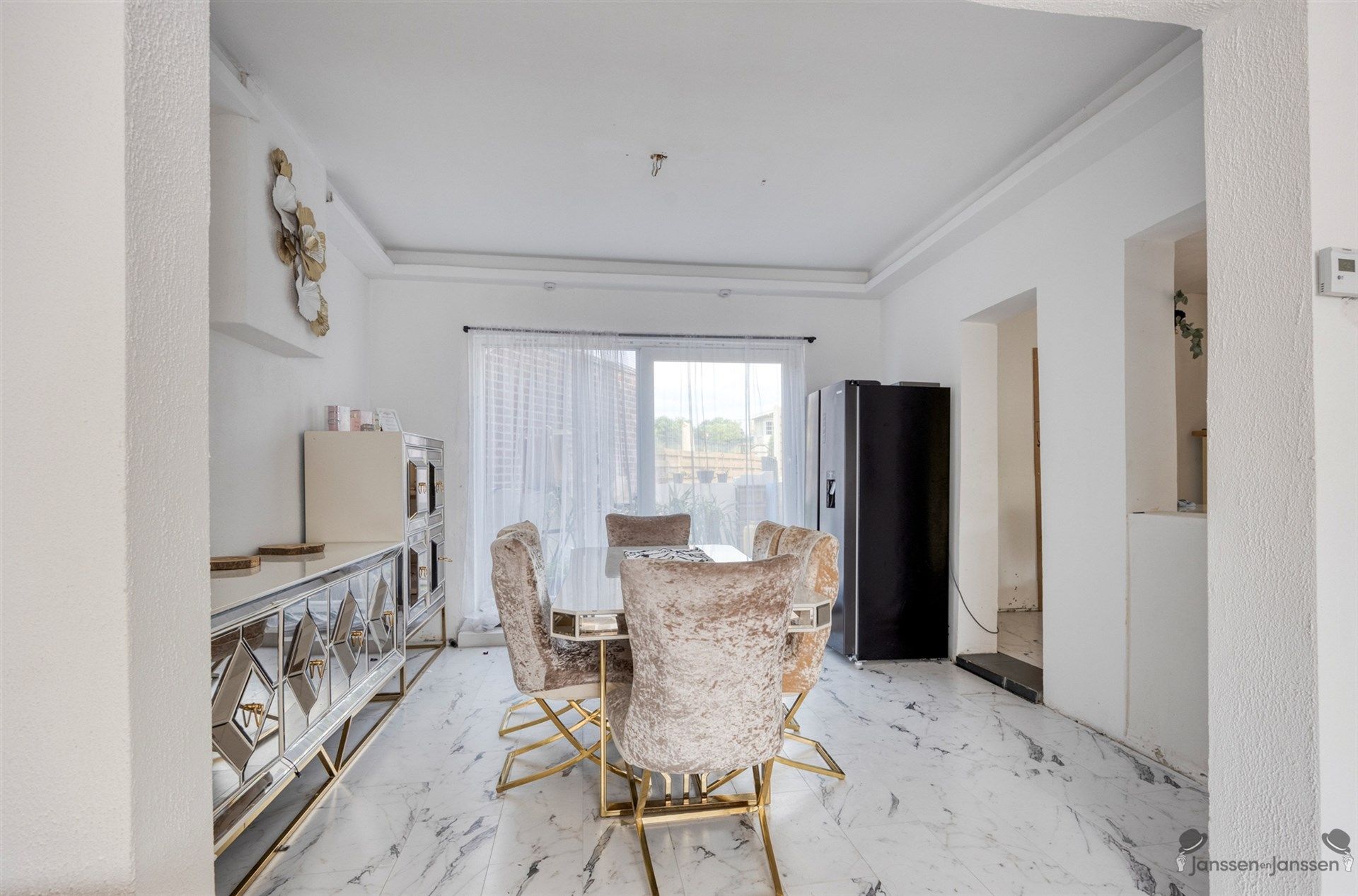 Te renoveren woning foto 8