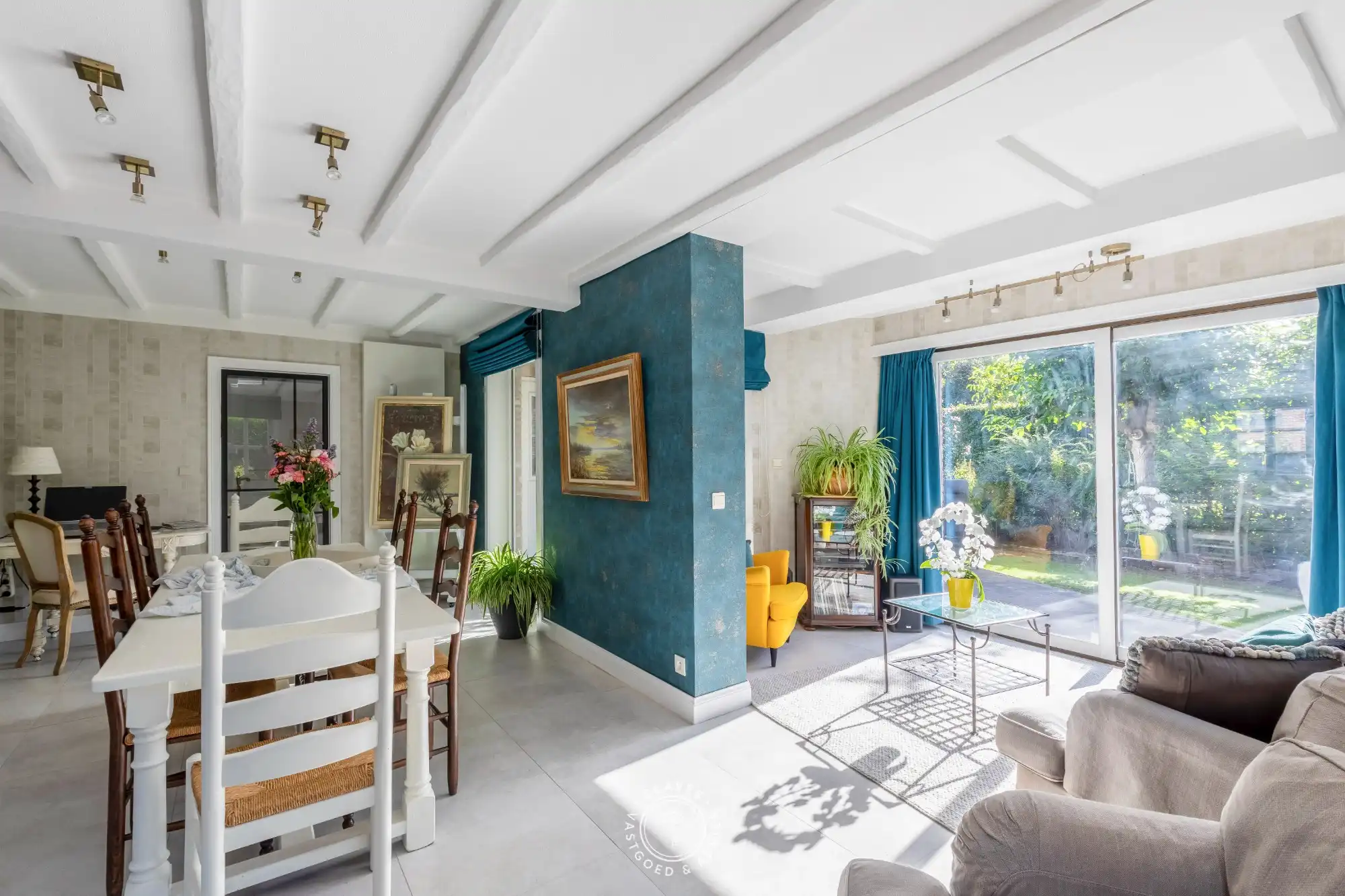 Prachtige, volledig gerenoveerde woning met energiezuinig A-label foto 6