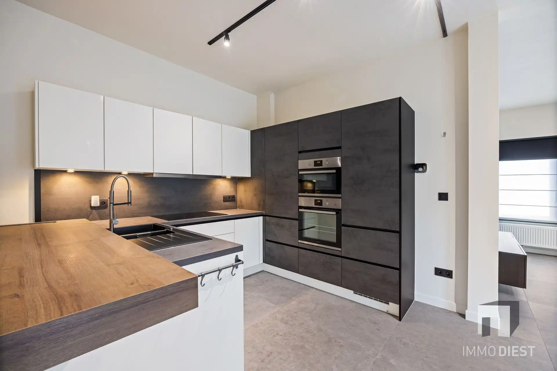 Twee vliegen in één klap: appartement en handel foto 30