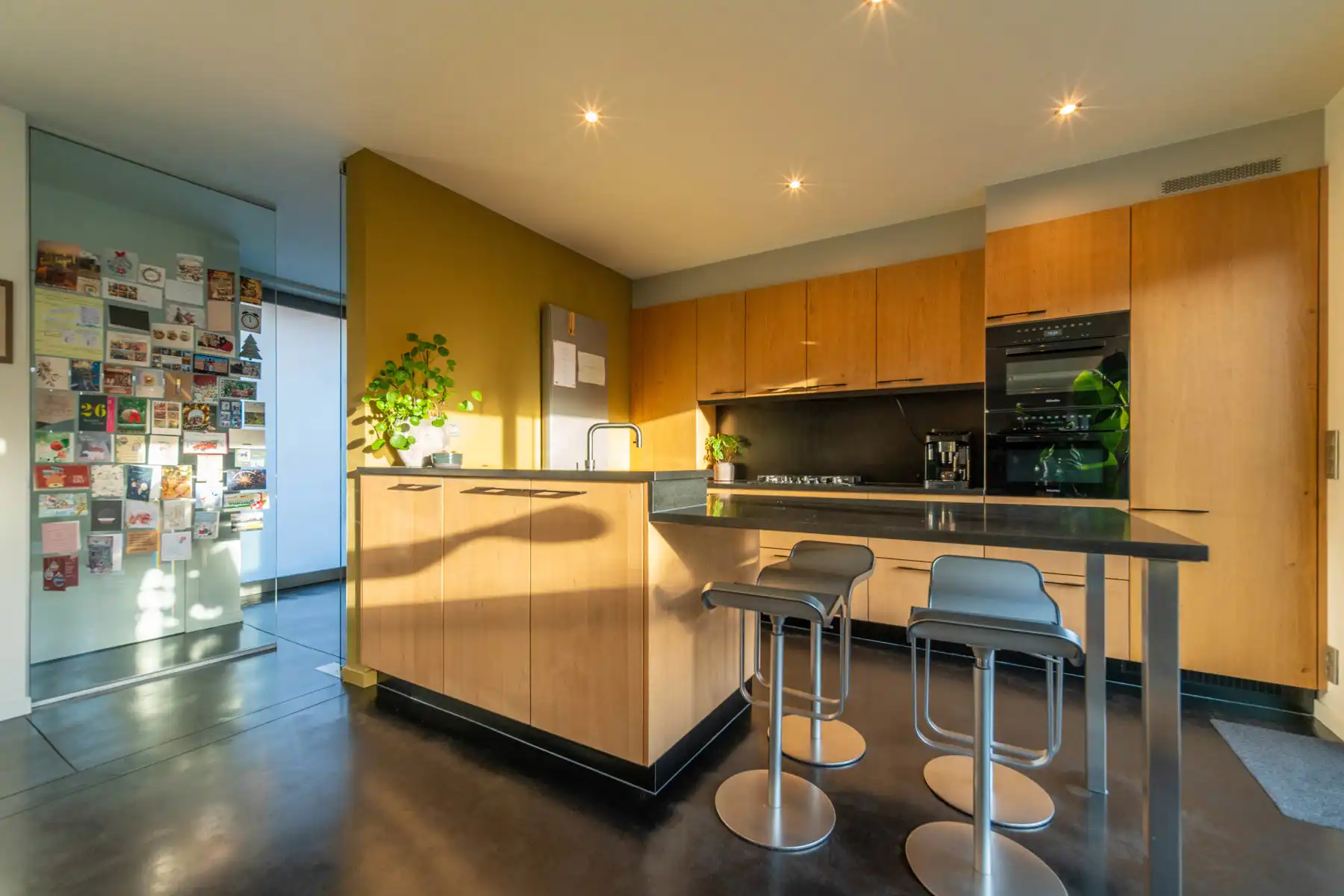 Hedendaagse, instapklare woning met alle comfort.  foto 3