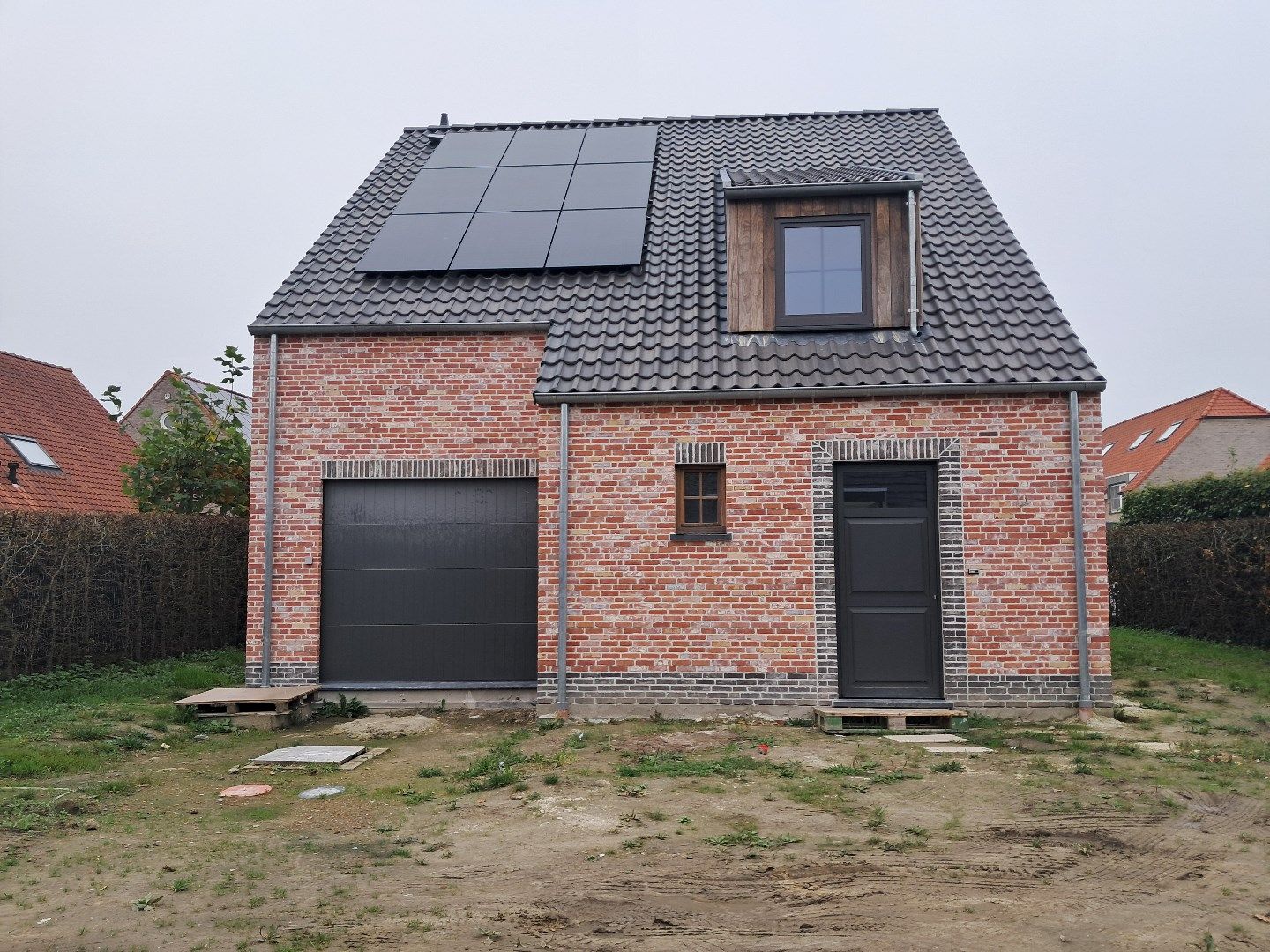 Hedendaagse villa, kwaliteitsvol en energiezuinig afgewerkt foto 20