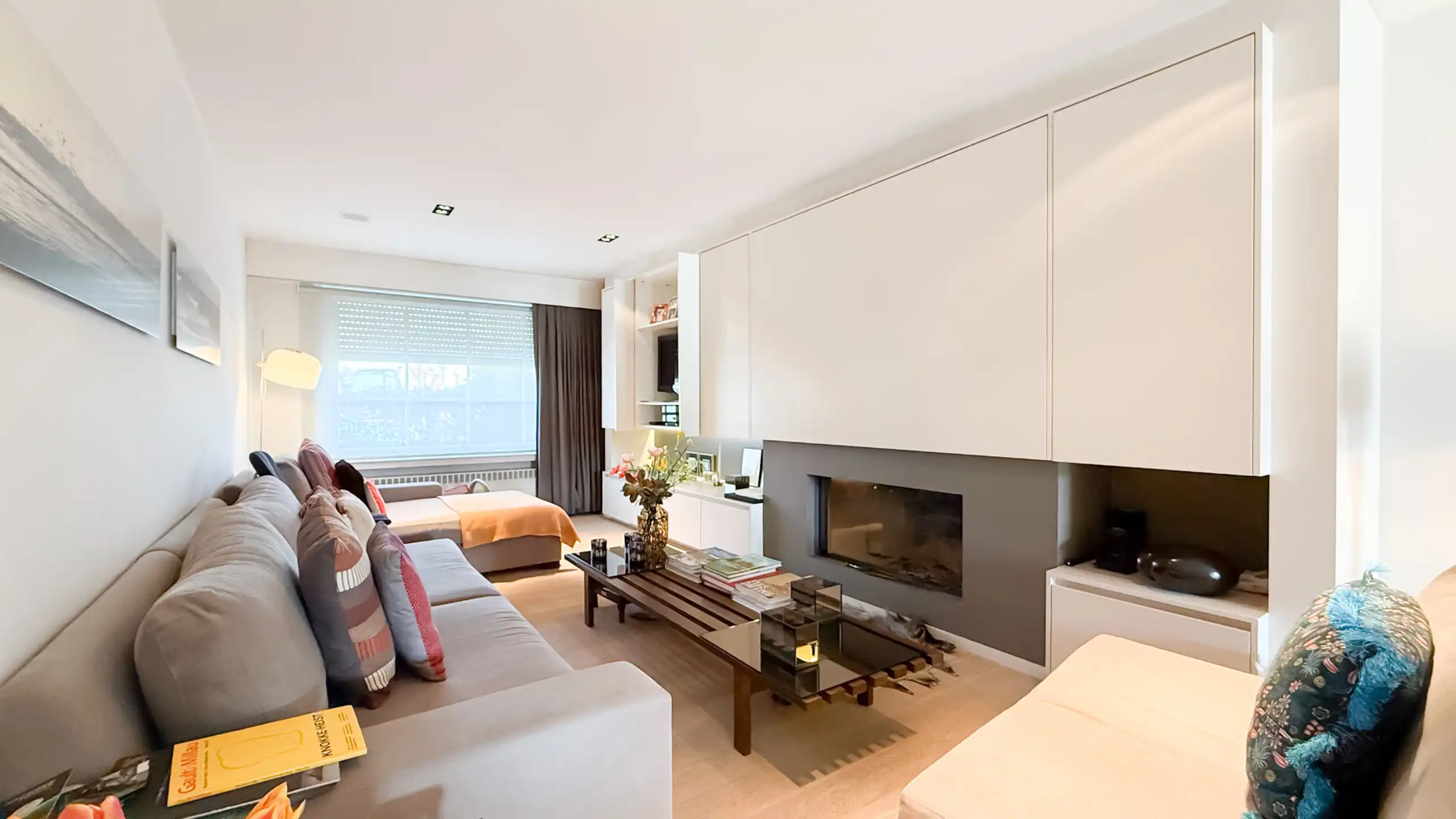 Verzorgde woning met zonnige tuin nabij de Graaf Jansdijk foto 2