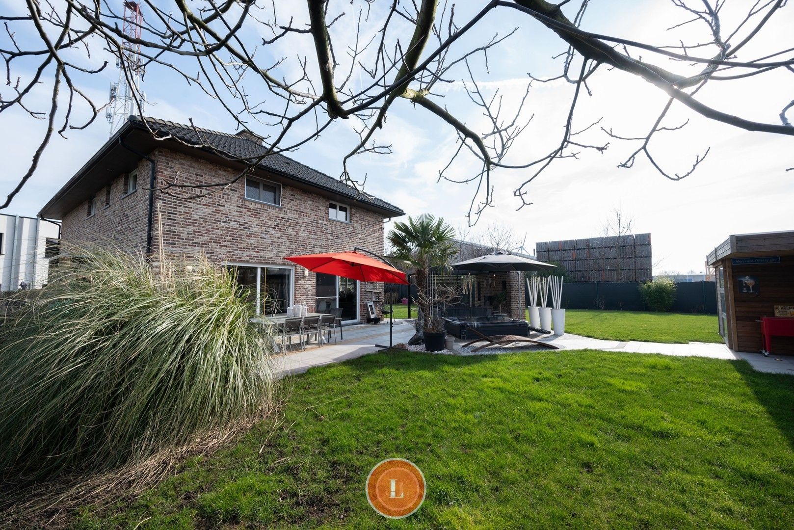 Instapklare villa met 4 slaapkamers op perceel van 1053m². foto 26