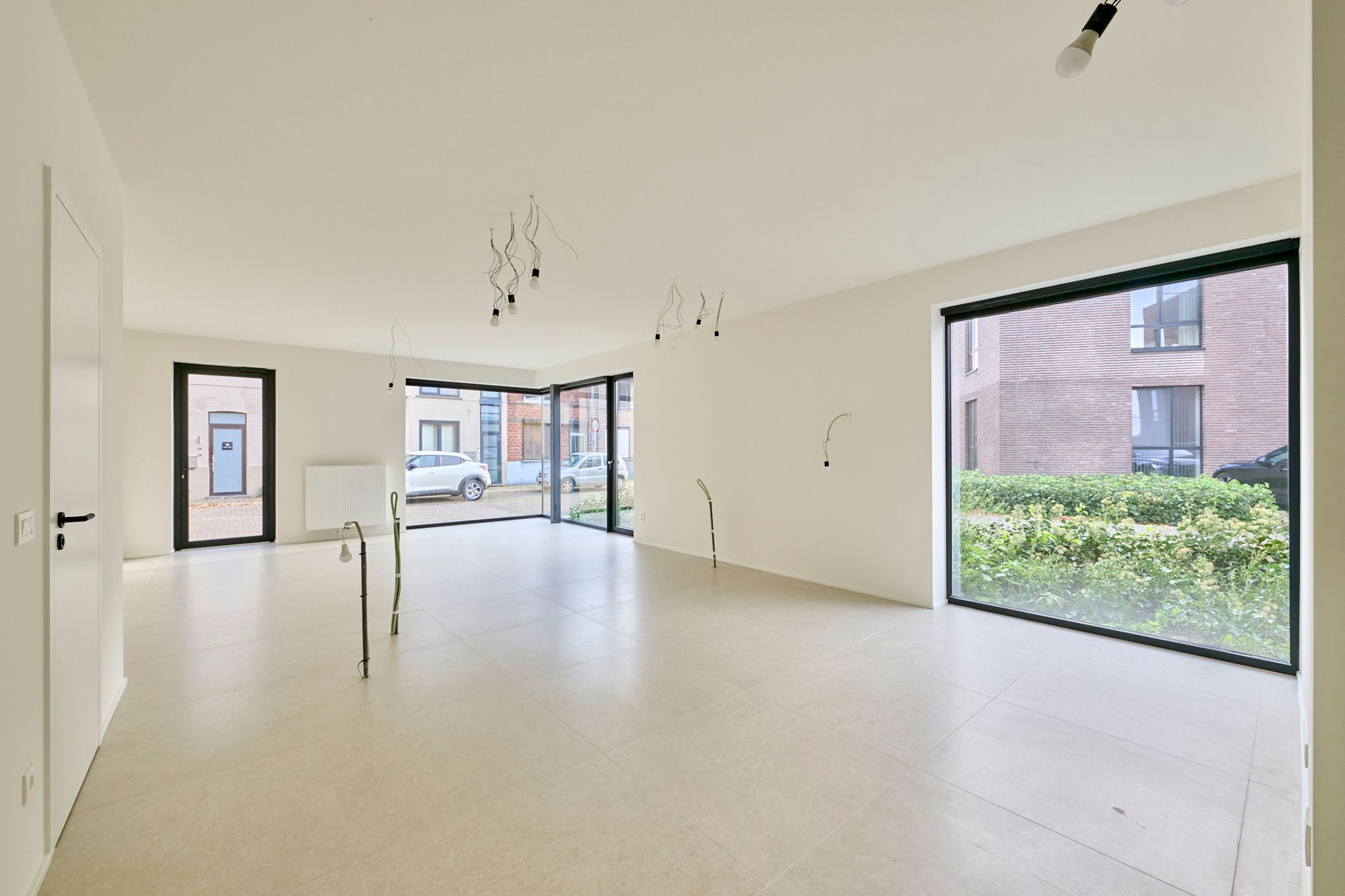 Ruime woning met 4 of 5 slaapkamers en 2 badkamers foto 16