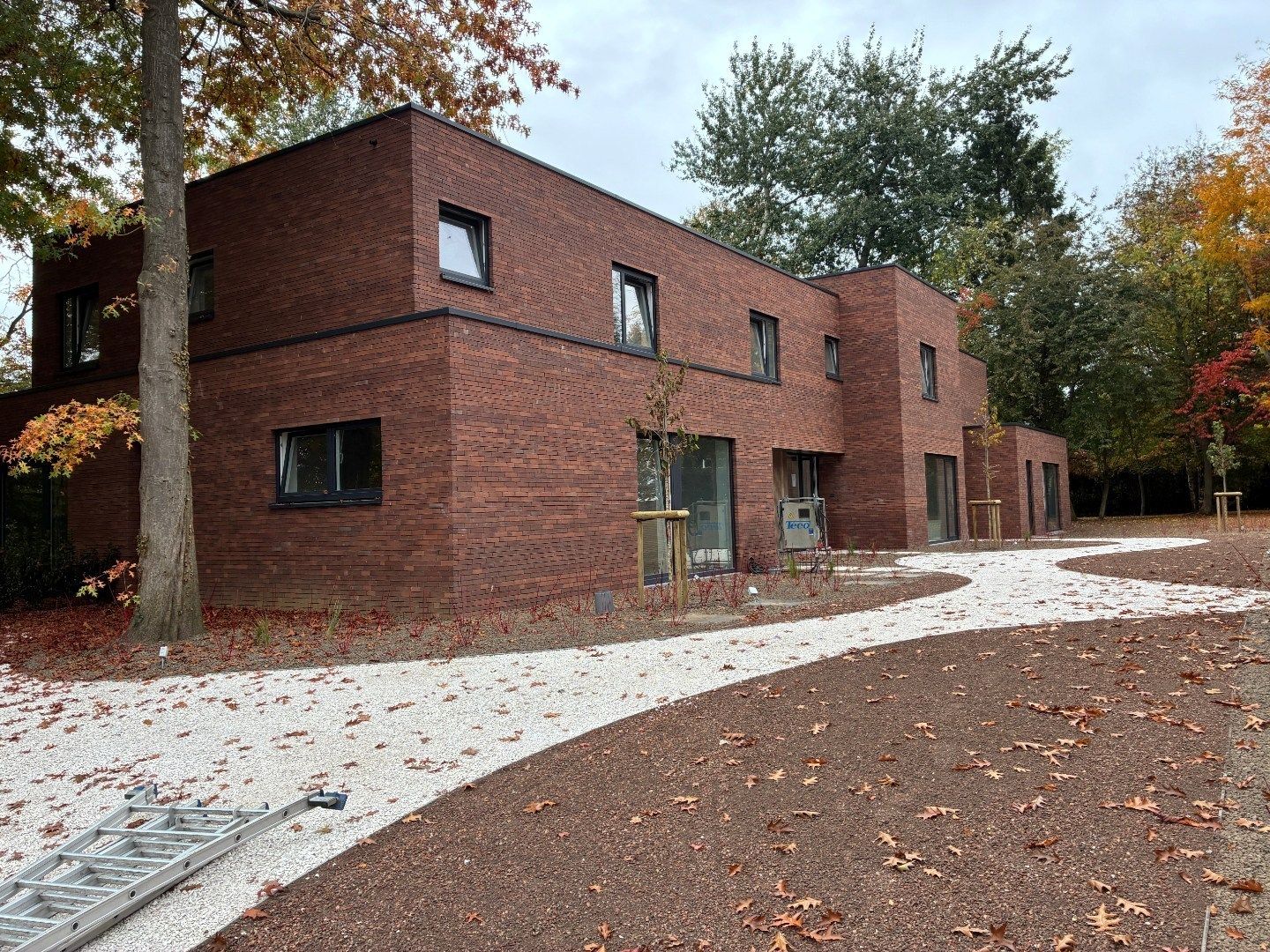 Wonen tussen bomen foto 28