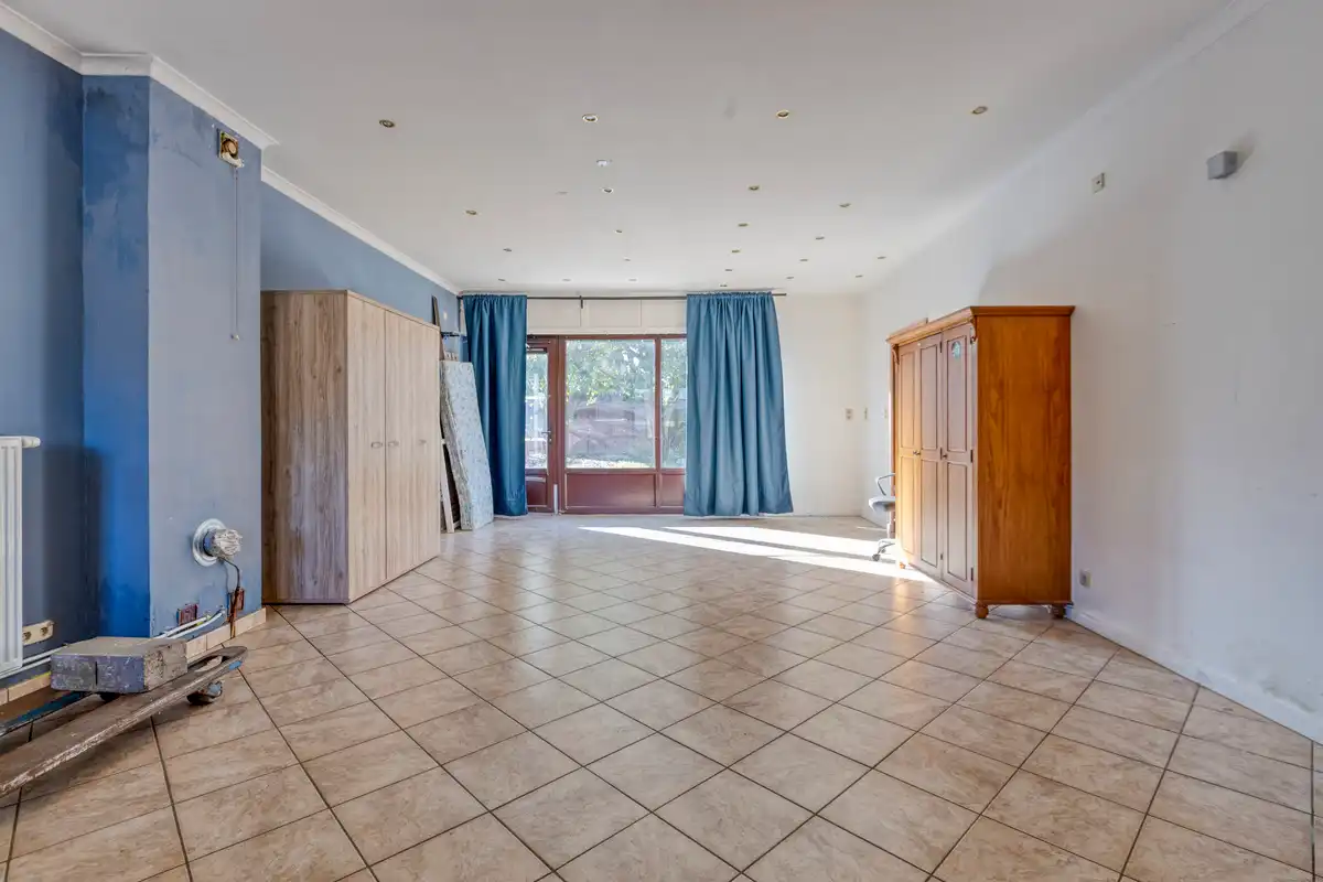 Ruime halfopen woning met tal van mogelijkheden  foto 9