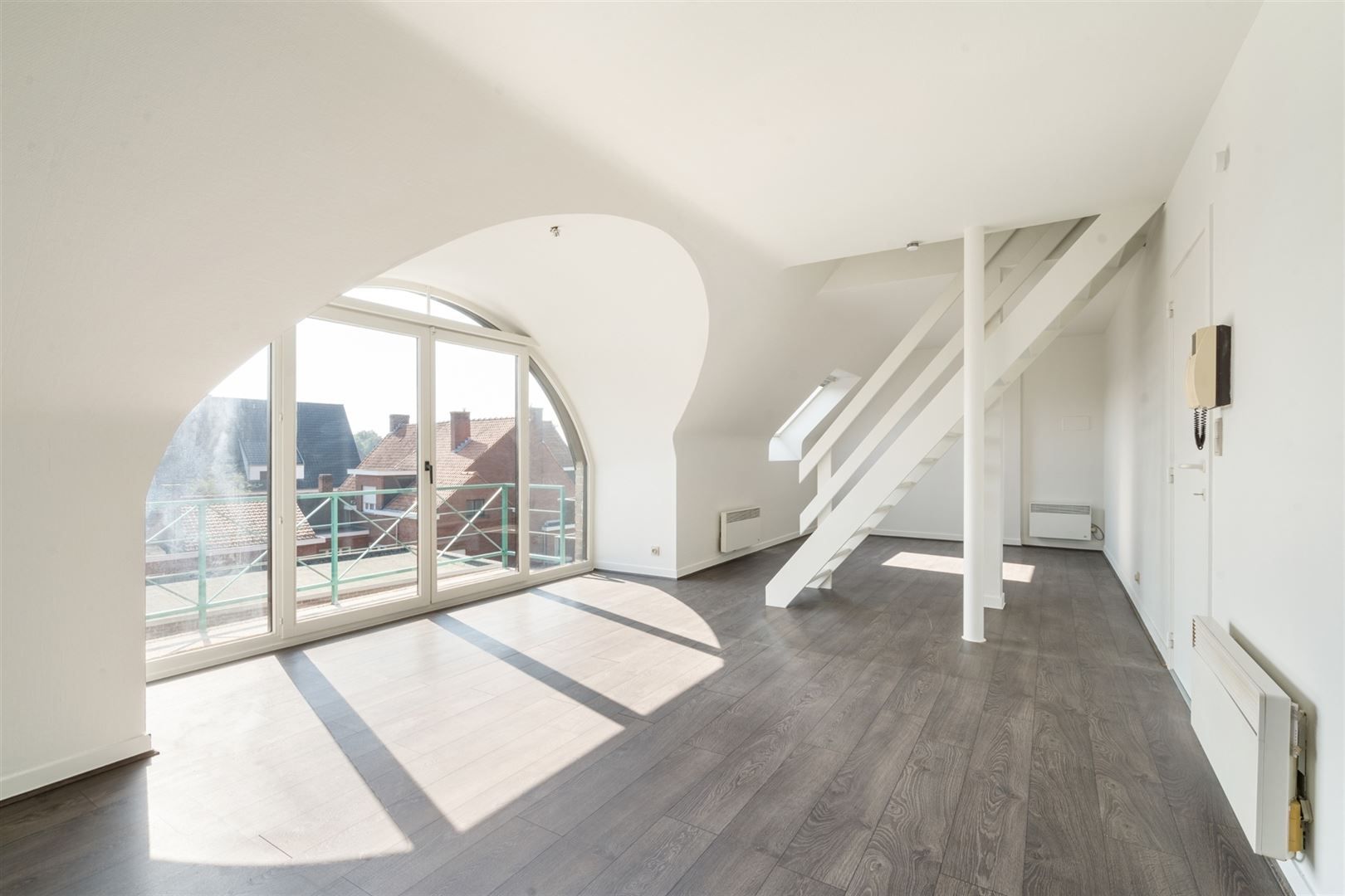 Appartement foto {{pictureIndex}}